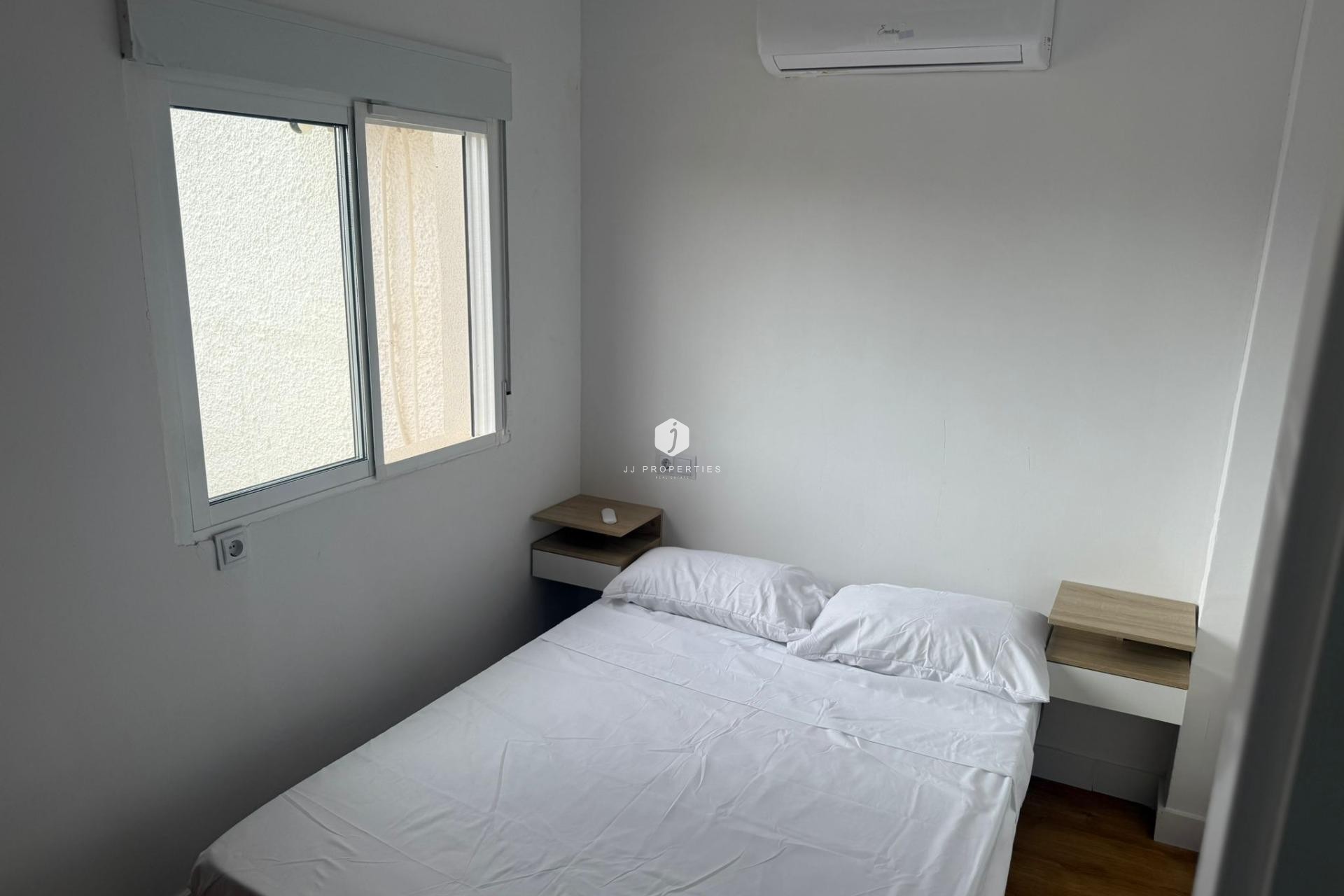 Aus zweiter Hand - Chalet -
Torrevieja - La Siesta - El Salado - Torreta