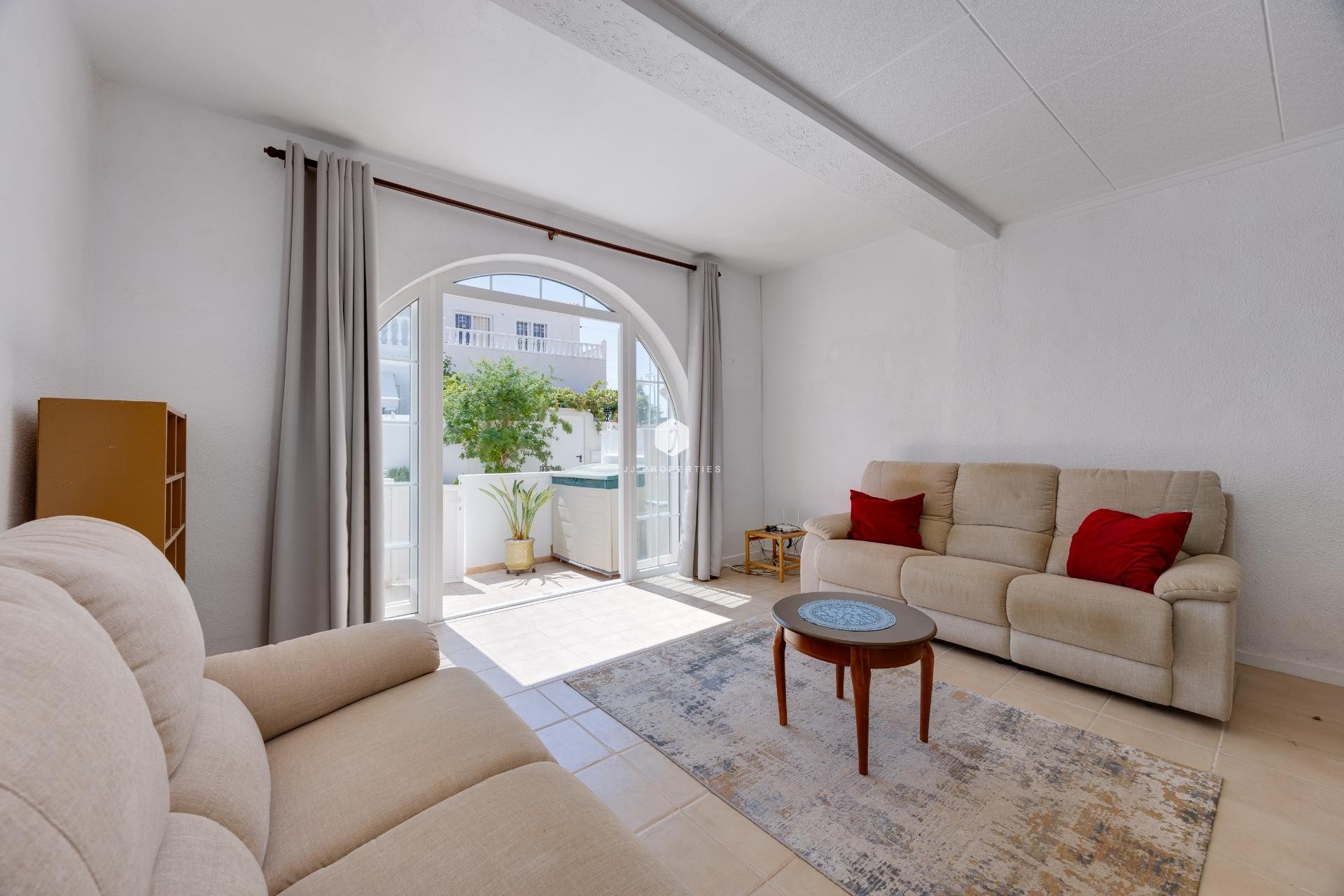 Aus zweiter Hand - Chalet -
Torrevieja - La Siesta - El Salado - Torreta