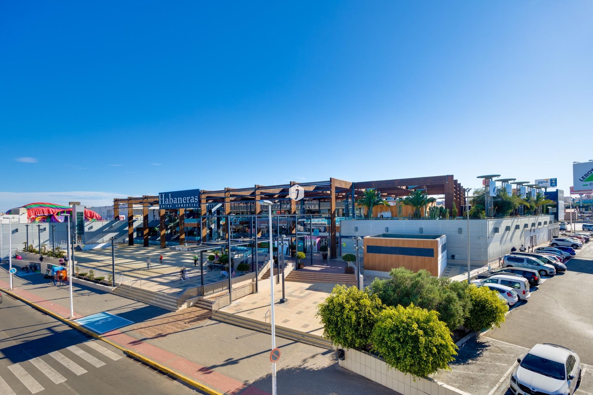 Aus zweiter Hand - Chalet -
Torrevieja - La Siesta - El Salado - Torreta