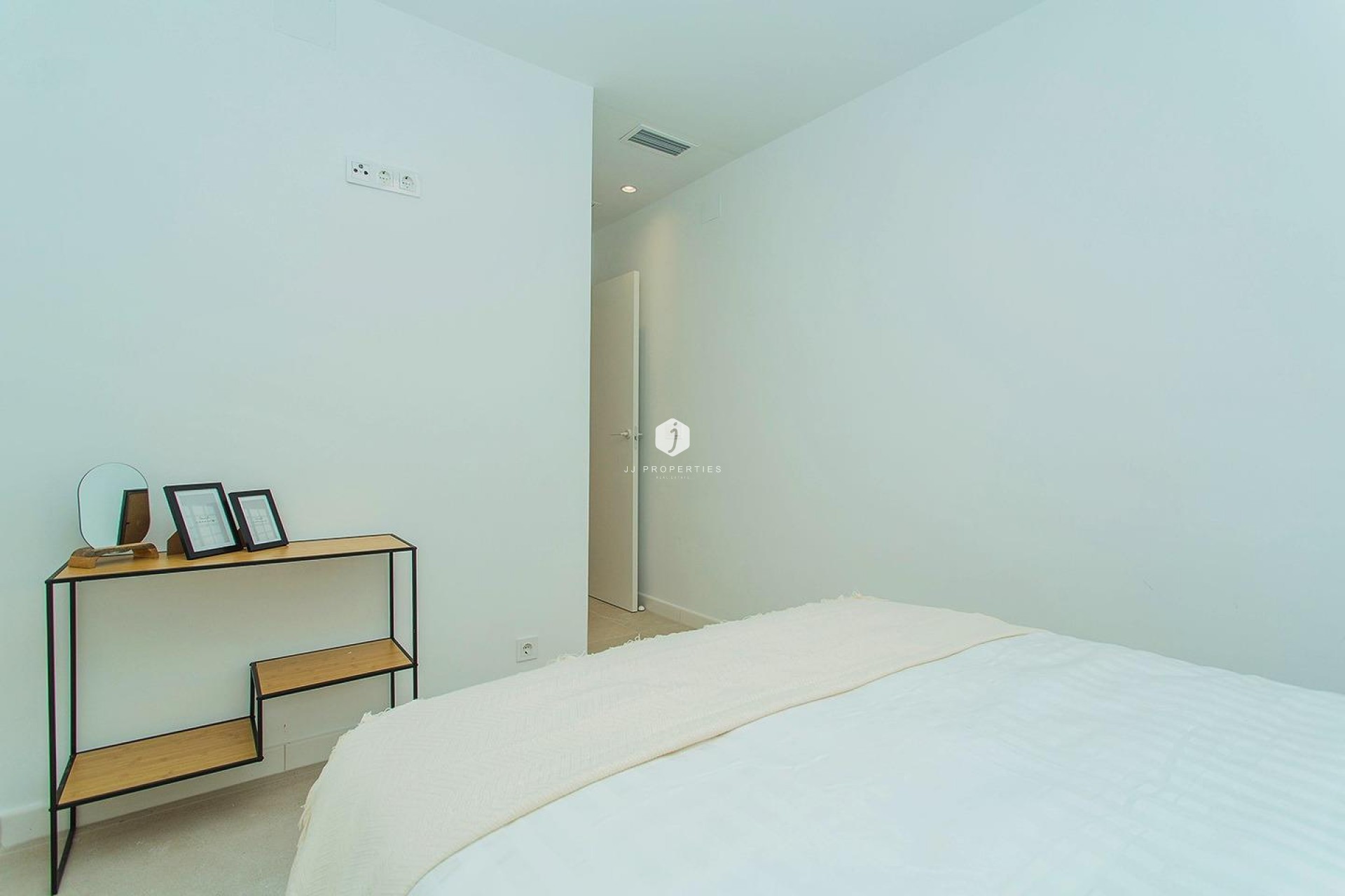 Aus zweiter Hand - Chalet -
Torrevieja - La siesta