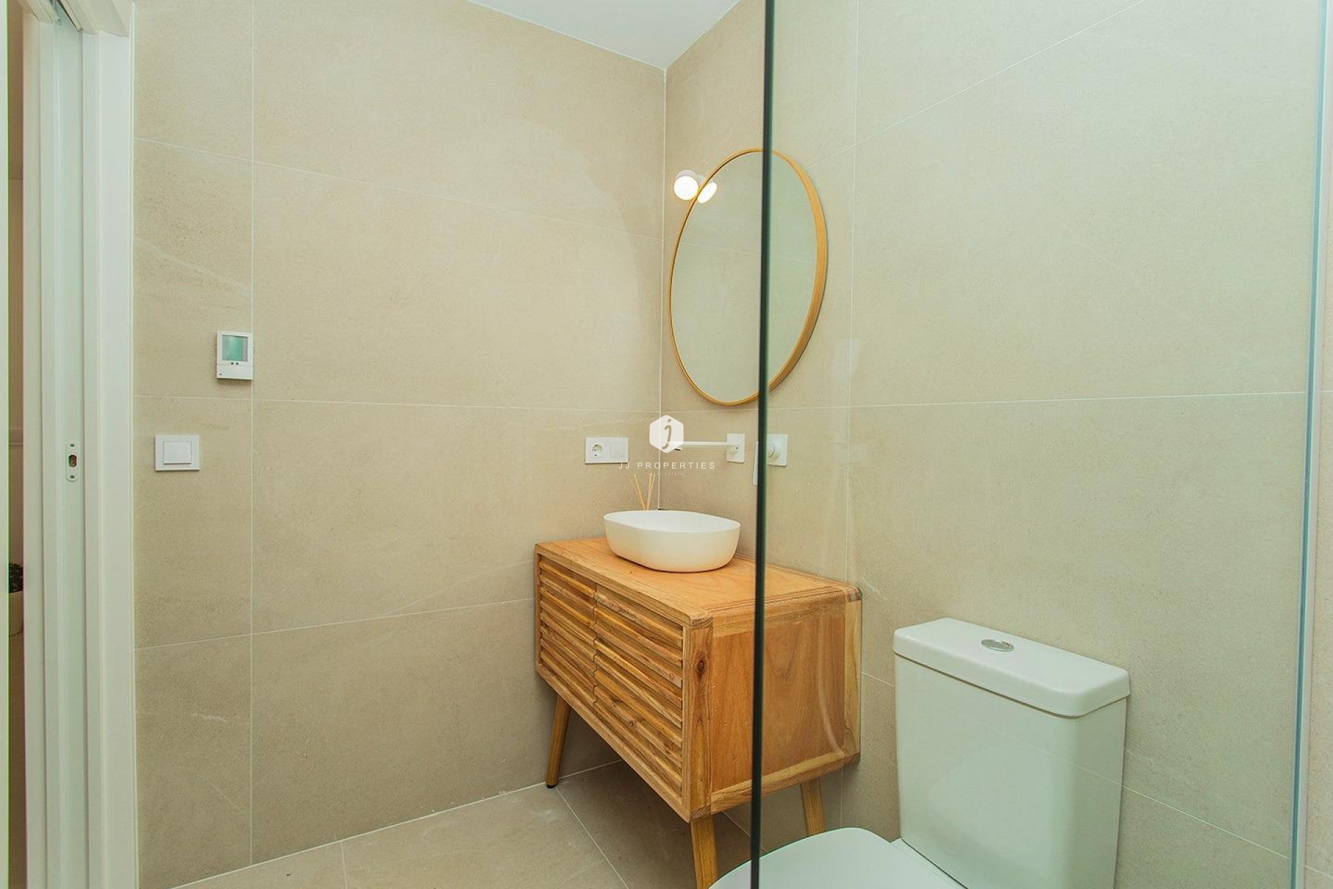 Aus zweiter Hand - Chalet -
Torrevieja - La siesta