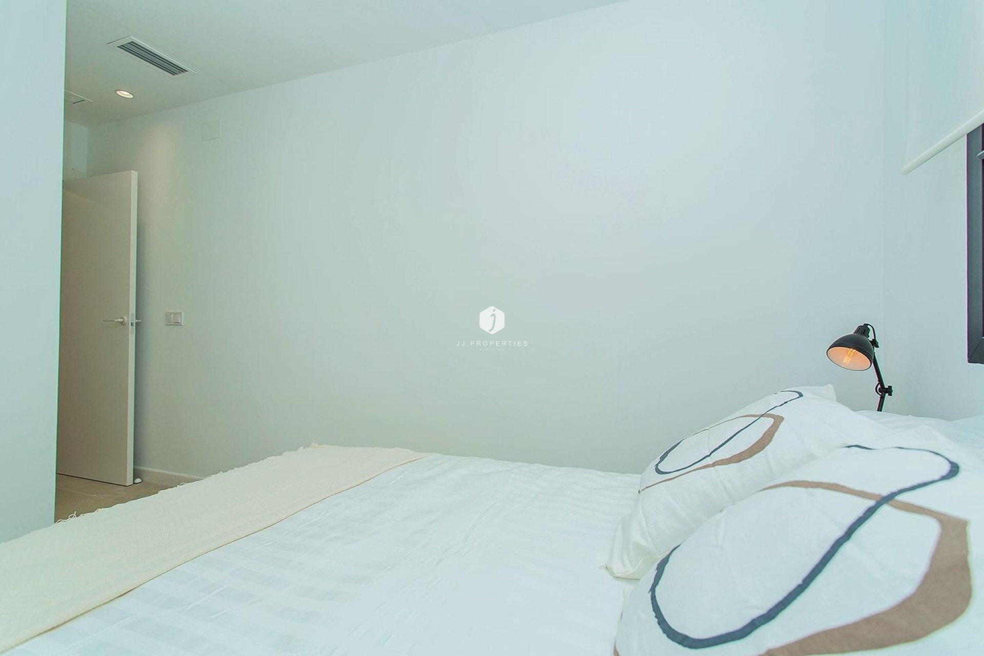 Aus zweiter Hand - Chalet -
Torrevieja - La siesta