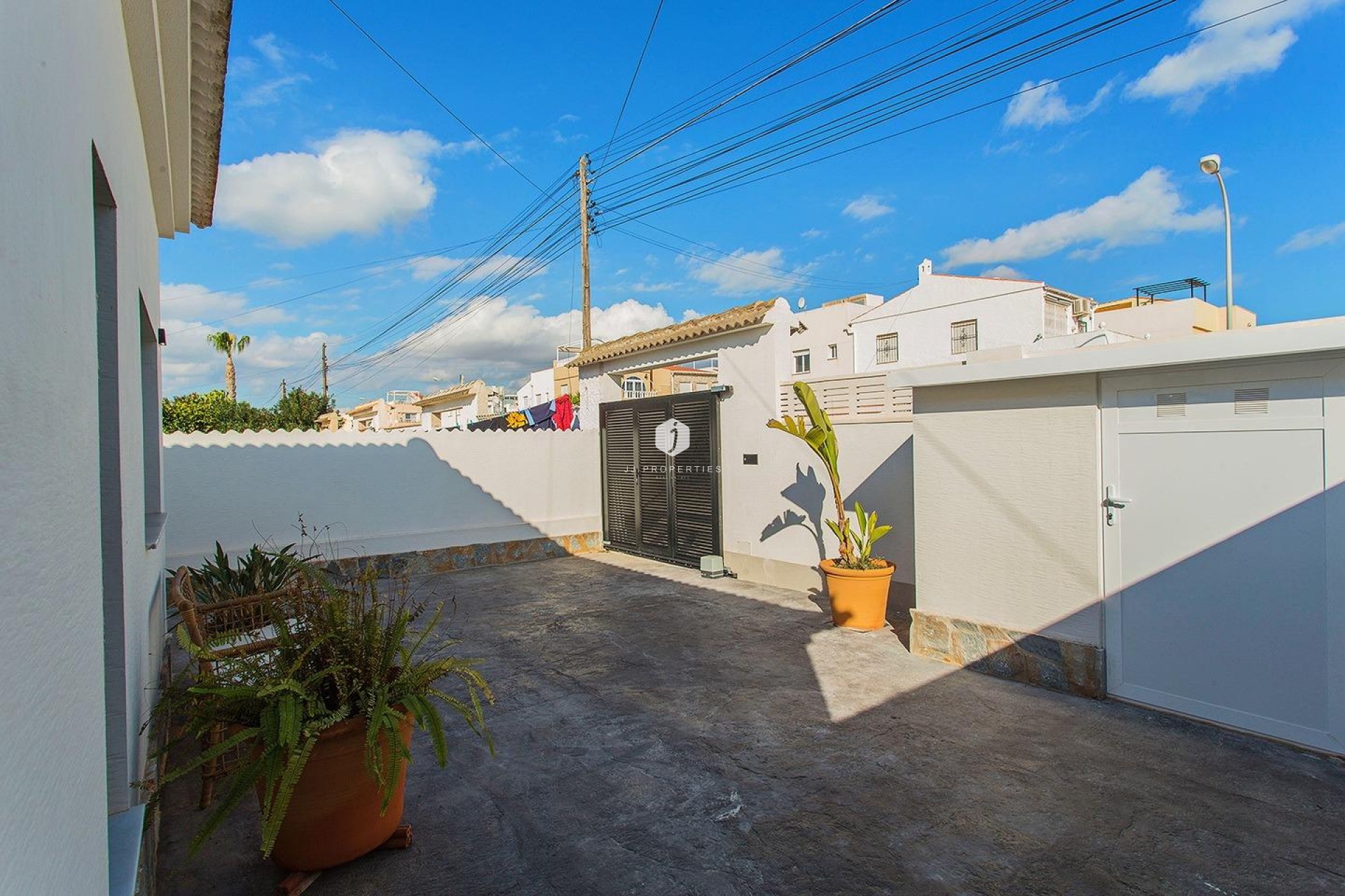 Aus zweiter Hand - Chalet -
Torrevieja - La siesta