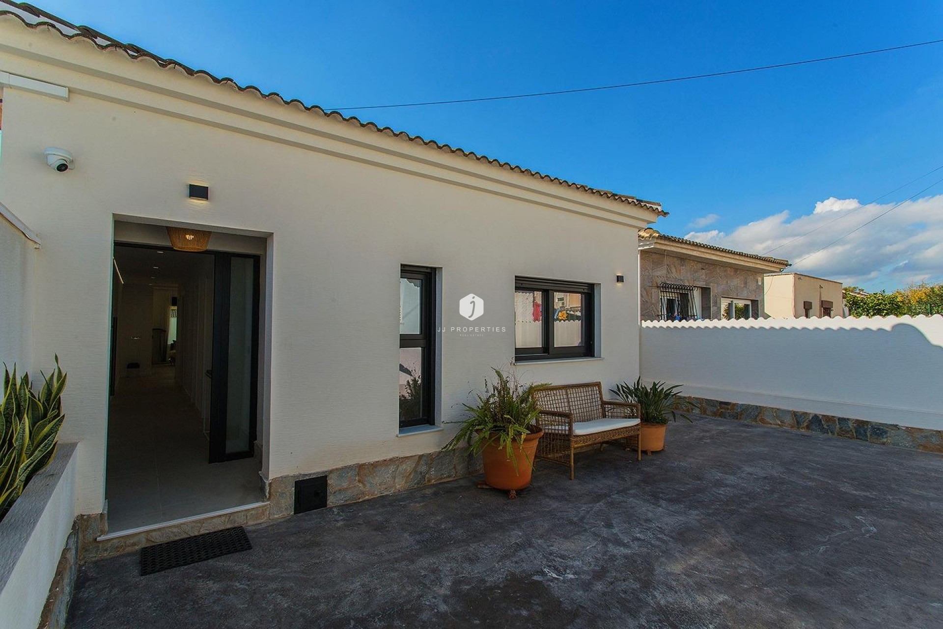 Aus zweiter Hand - Chalet -
Torrevieja - La siesta