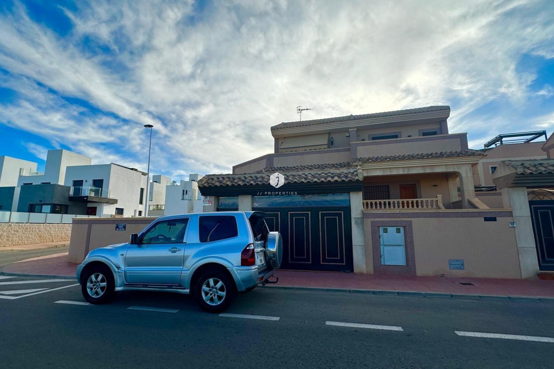 Aus zweiter Hand - Chalet -
Torrevieja - La siesta