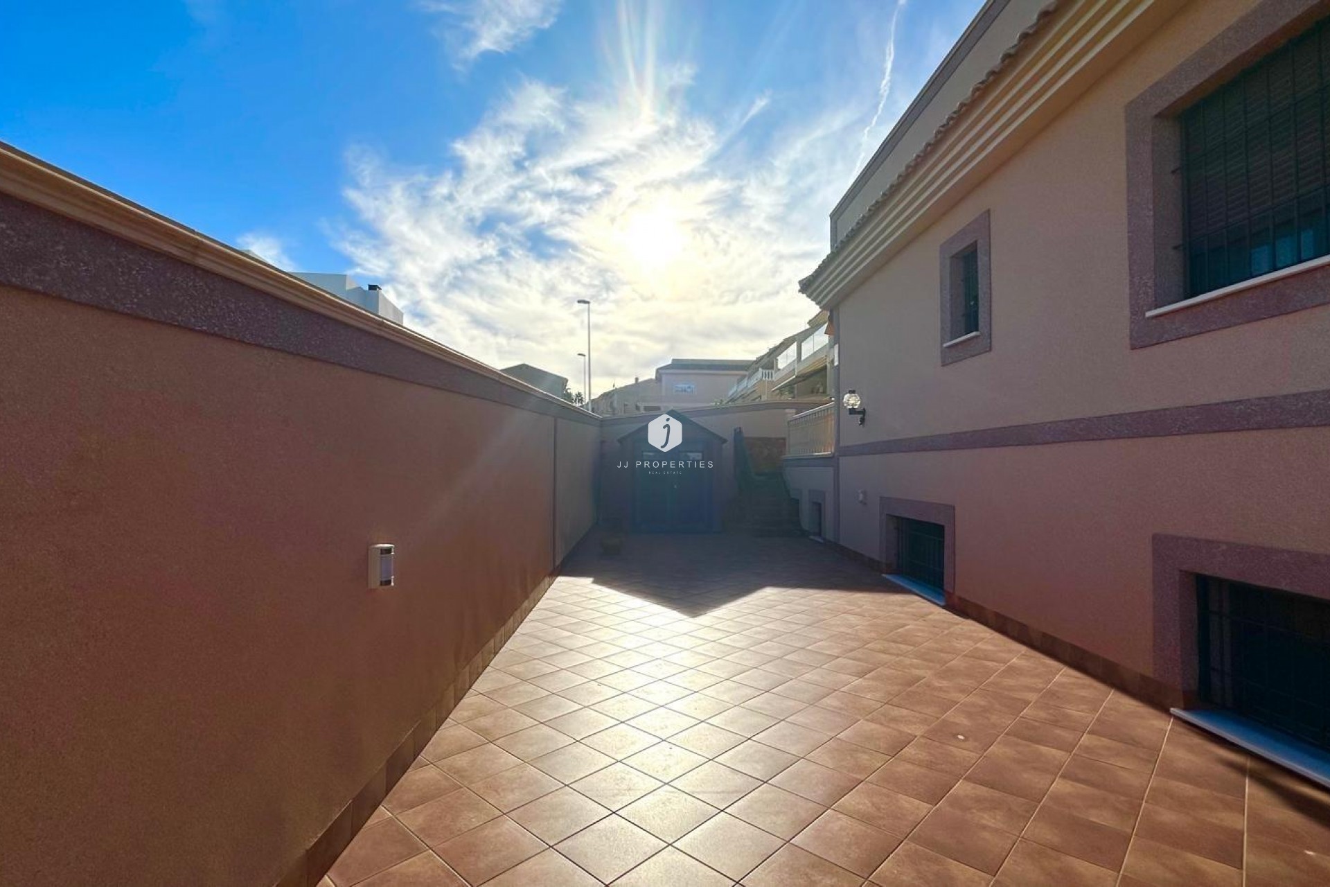Aus zweiter Hand - Chalet -
Torrevieja - La siesta