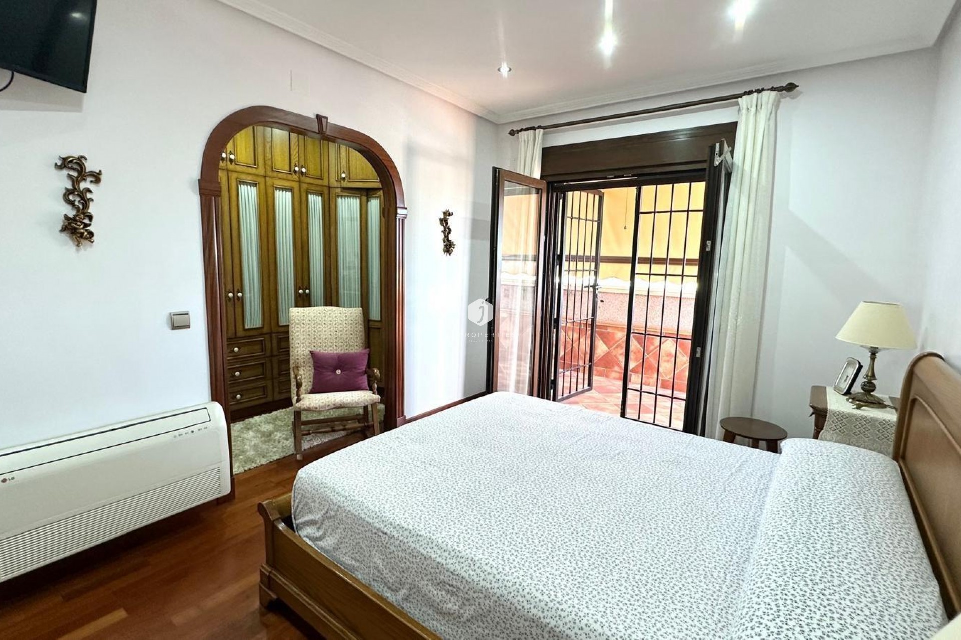 Aus zweiter Hand - Chalet -
Torrevieja - La siesta
