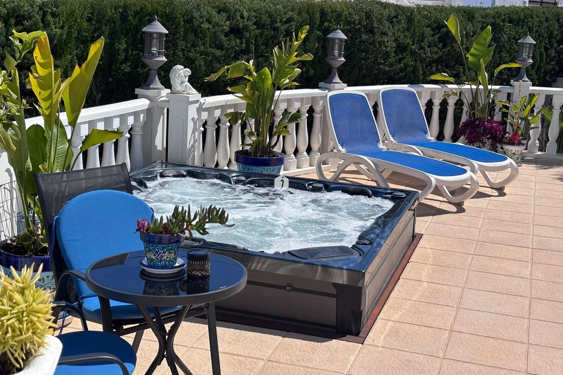 Aus zweiter Hand - Chalet -
Torrevieja - Los Balcones