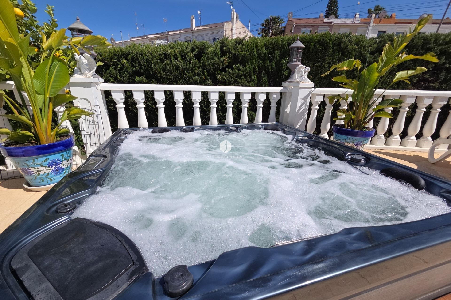 Aus zweiter Hand - Chalet -
Torrevieja - Los Balcones