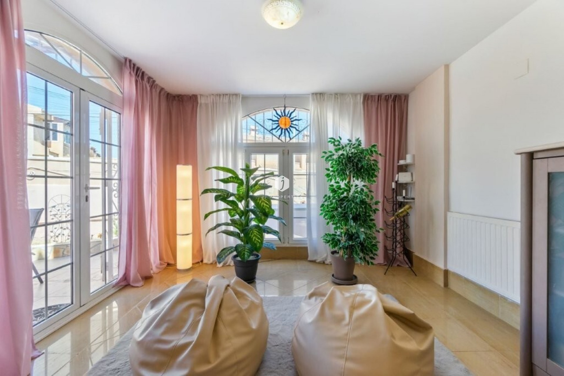 Aus zweiter Hand - Chalet -
Torrevieja - Los Frutales/ La Rosaleda