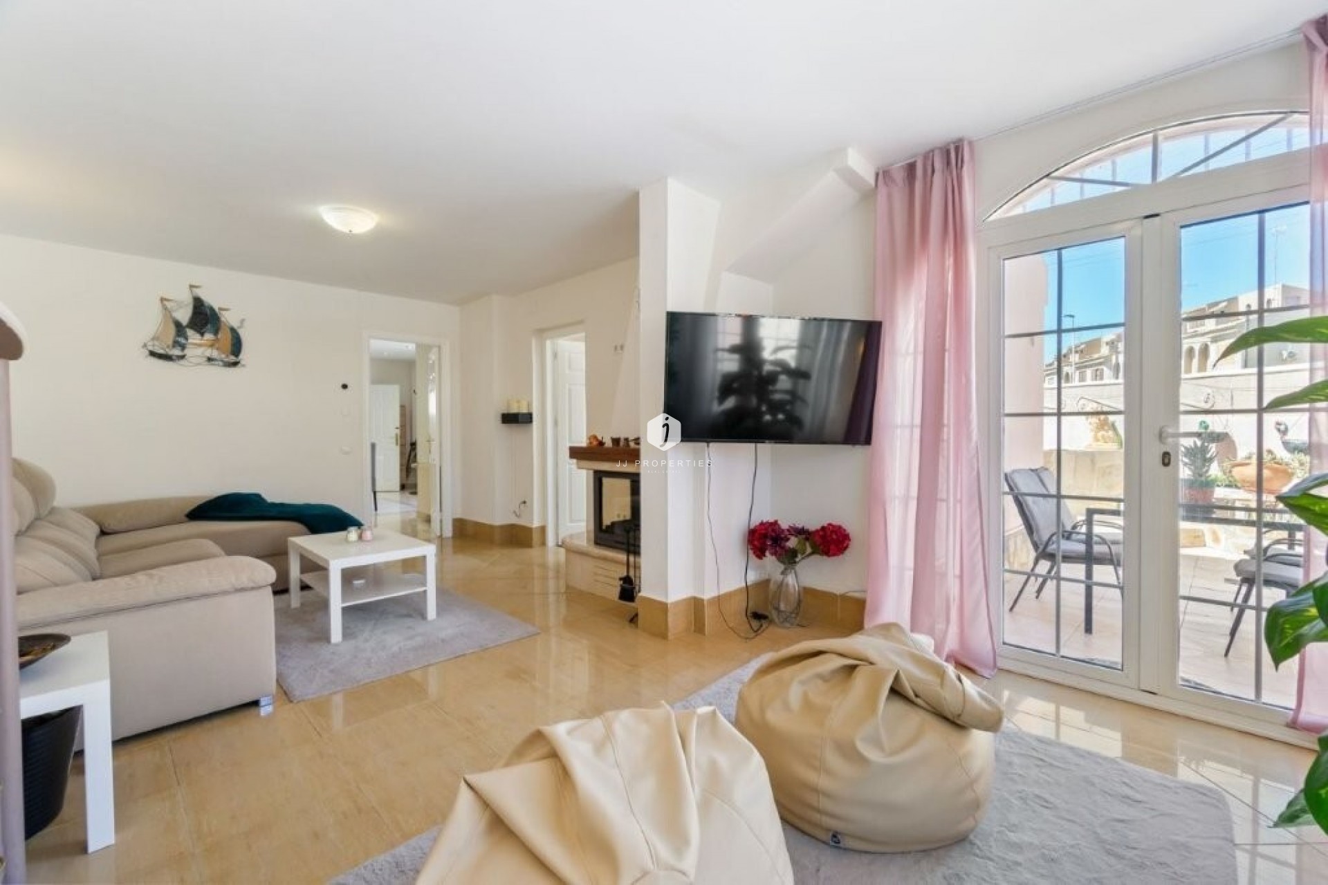 Aus zweiter Hand - Chalet -
Torrevieja - Los Frutales/ La Rosaleda