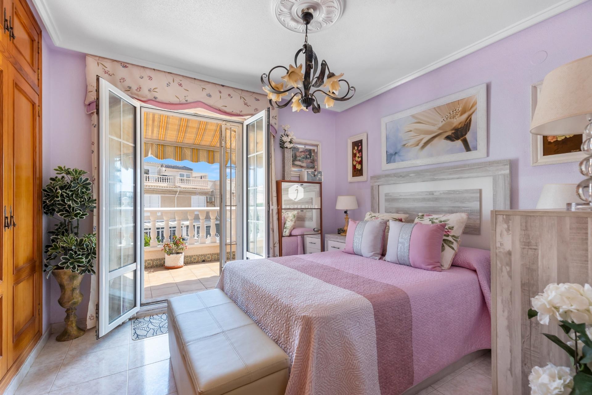 Aus zweiter Hand - Chalet -
Torrevieja - Los Frutales