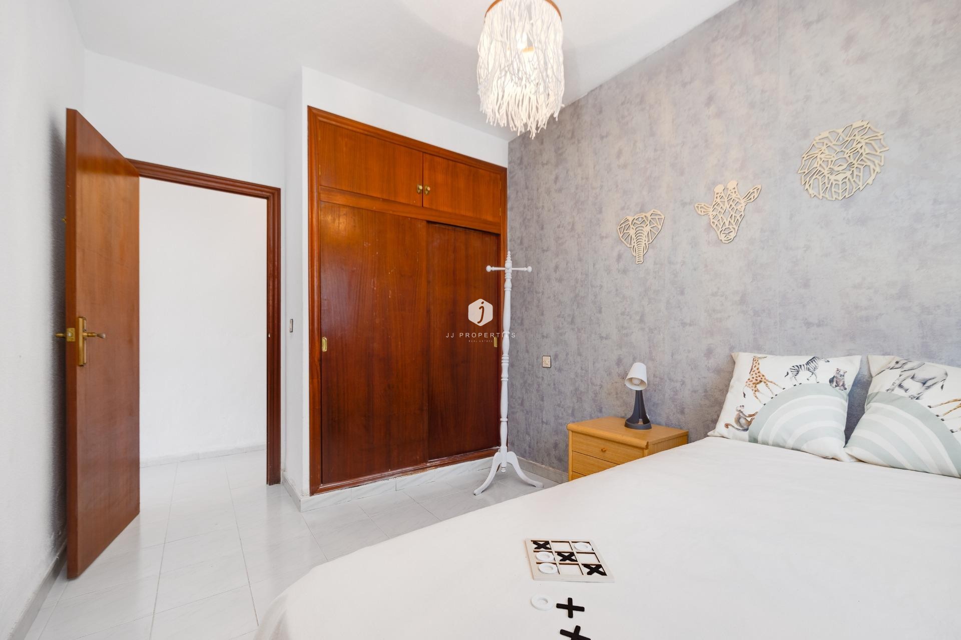 Aus zweiter Hand - Chalet -
Torrevieja - Nueva Torrevieja