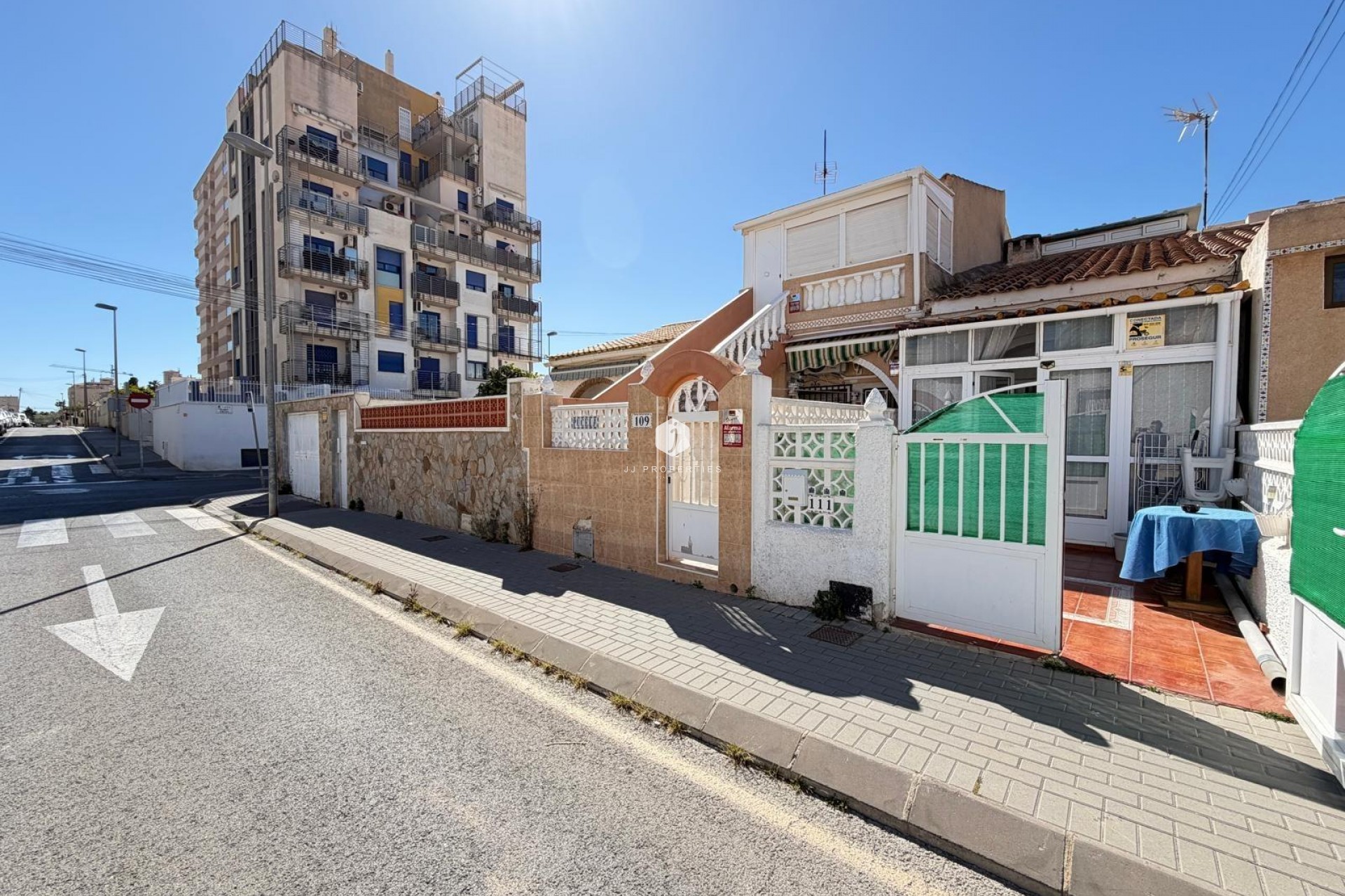 Aus zweiter Hand - Chalet -
Torrevieja - Nueva Torrevieja