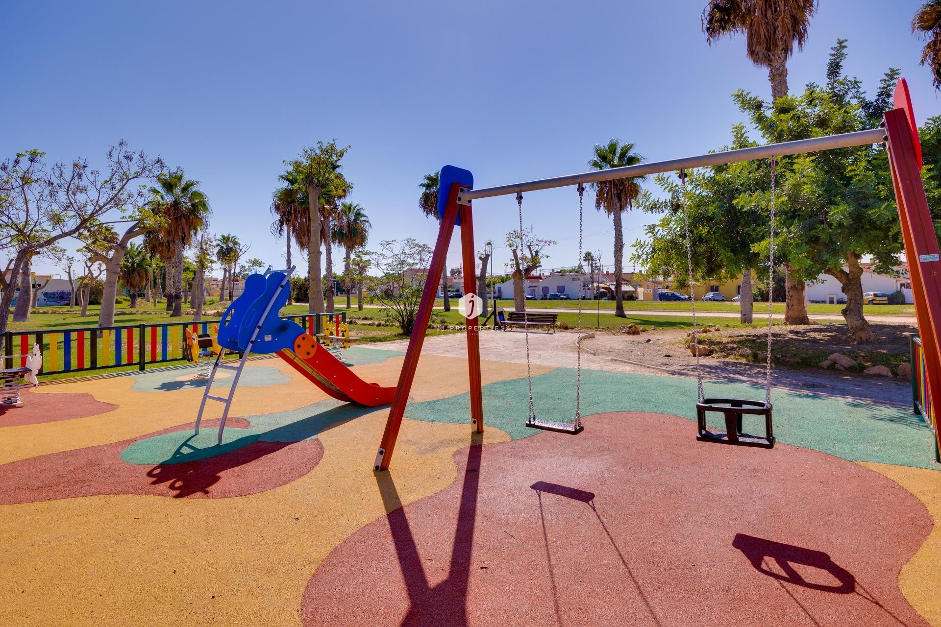 Aus zweiter Hand - Chalet -
Torrevieja - Paraje Natural