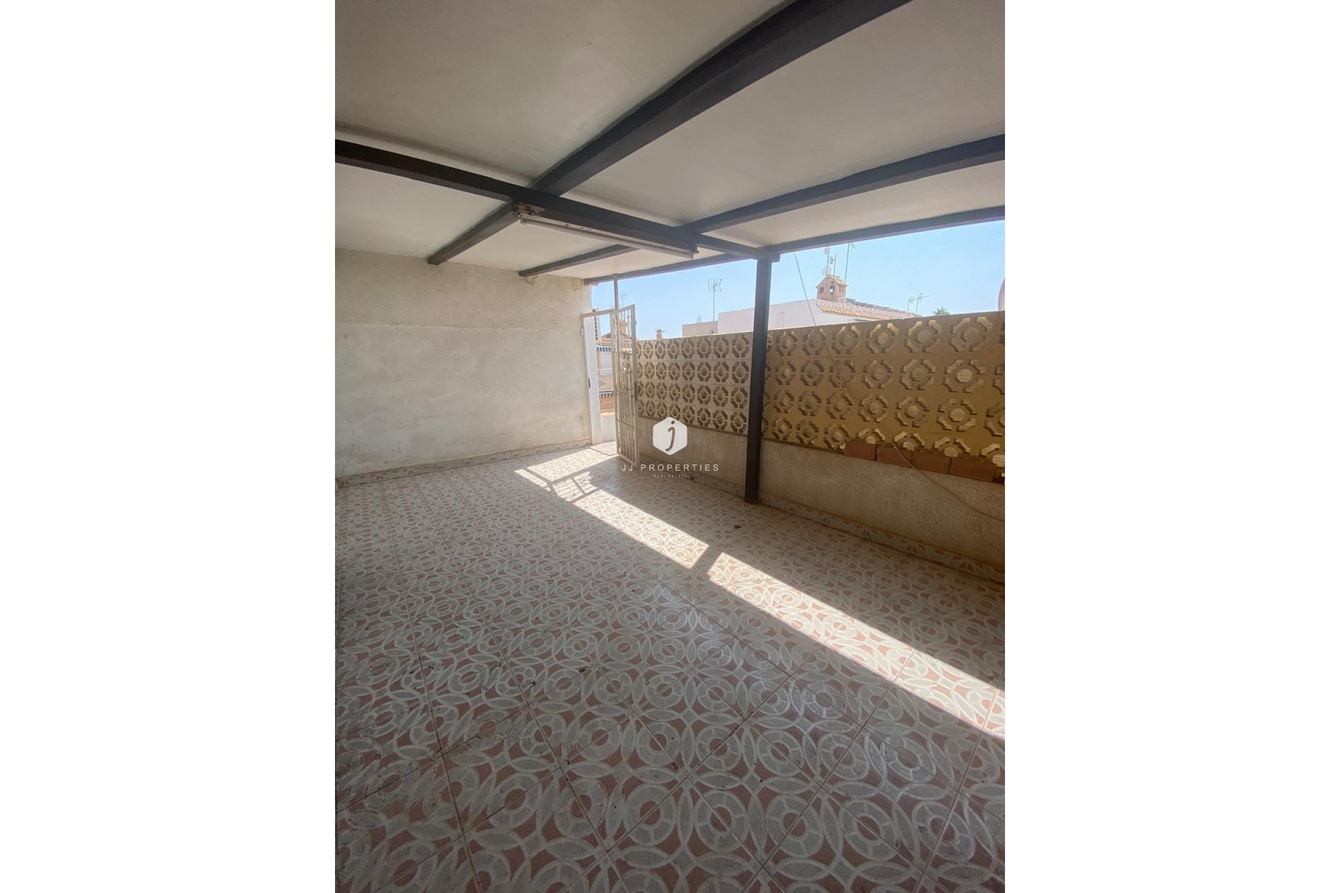 Aus zweiter Hand - Chalet -
Torrevieja - Parque Acuático - Sector 25