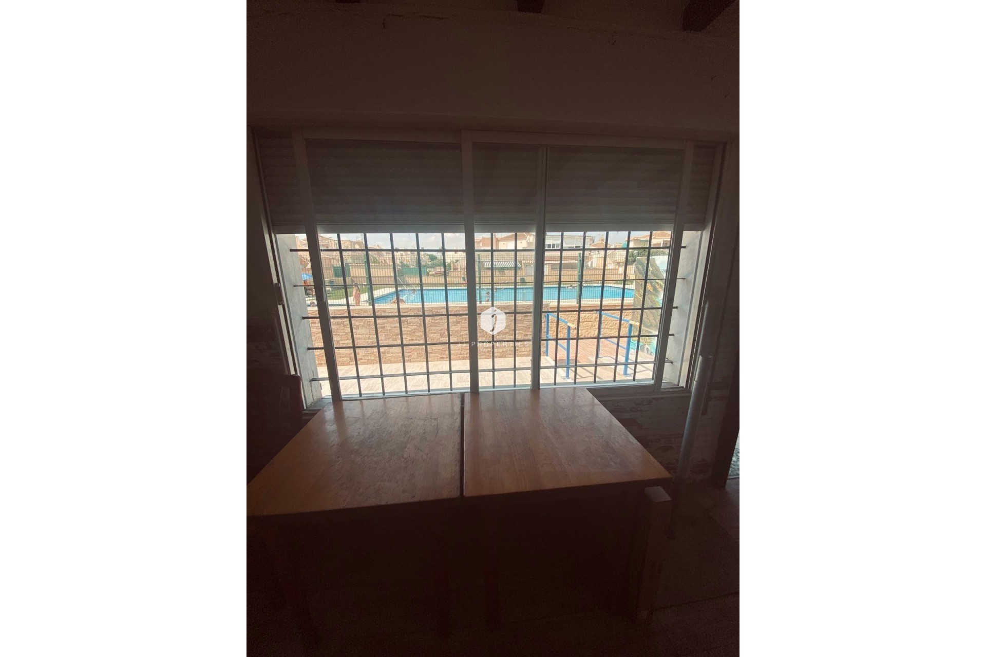 Aus zweiter Hand - Chalet -
Torrevieja - Parque Acuático - Sector 25