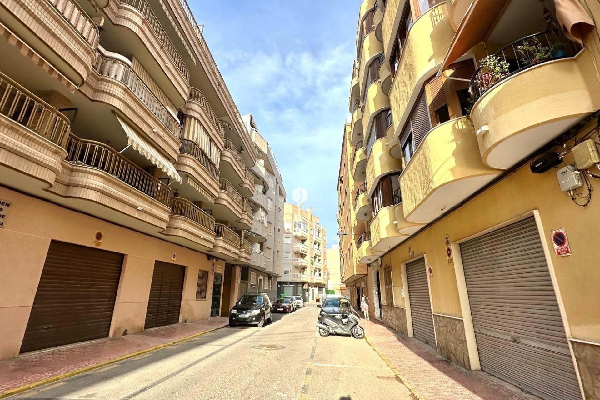 Aus zweiter Hand - Chalet -
Torrevieja - Playa del Cura