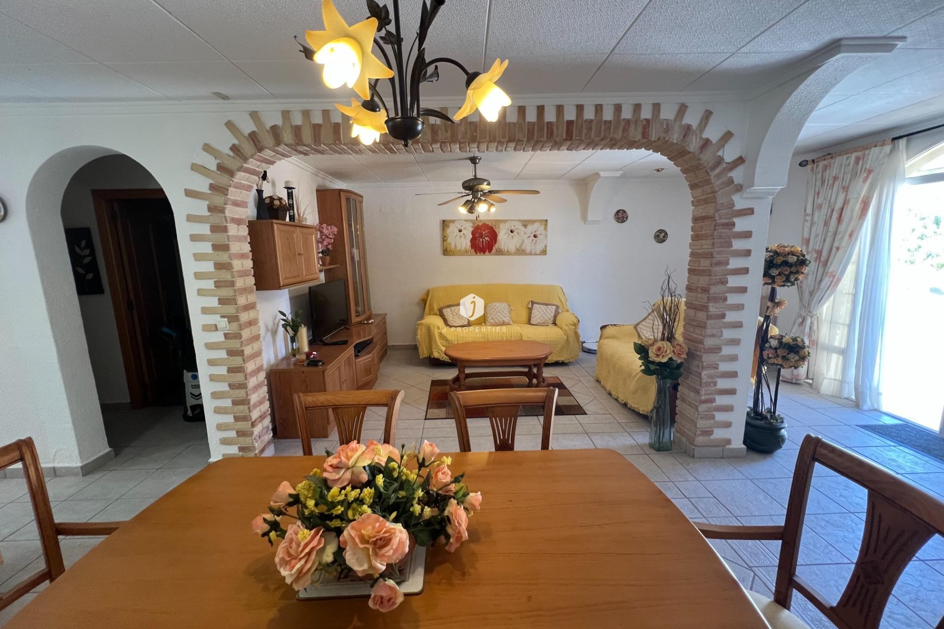 Aus zweiter Hand - Chalet -
Torrevieja - San luis