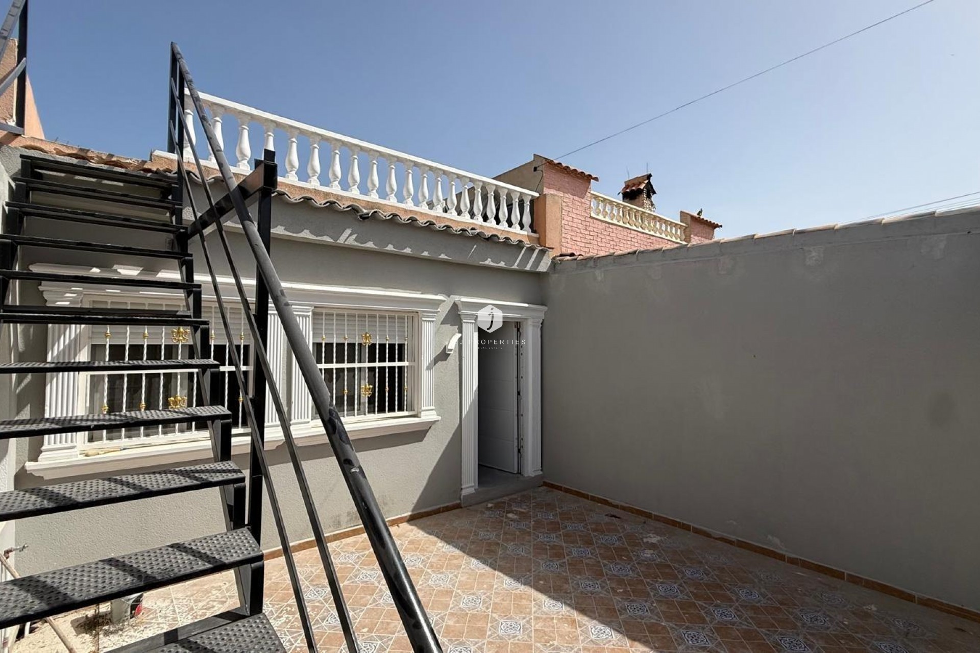 Aus zweiter Hand - Chalet -
Torrevieja - Torreta Florida