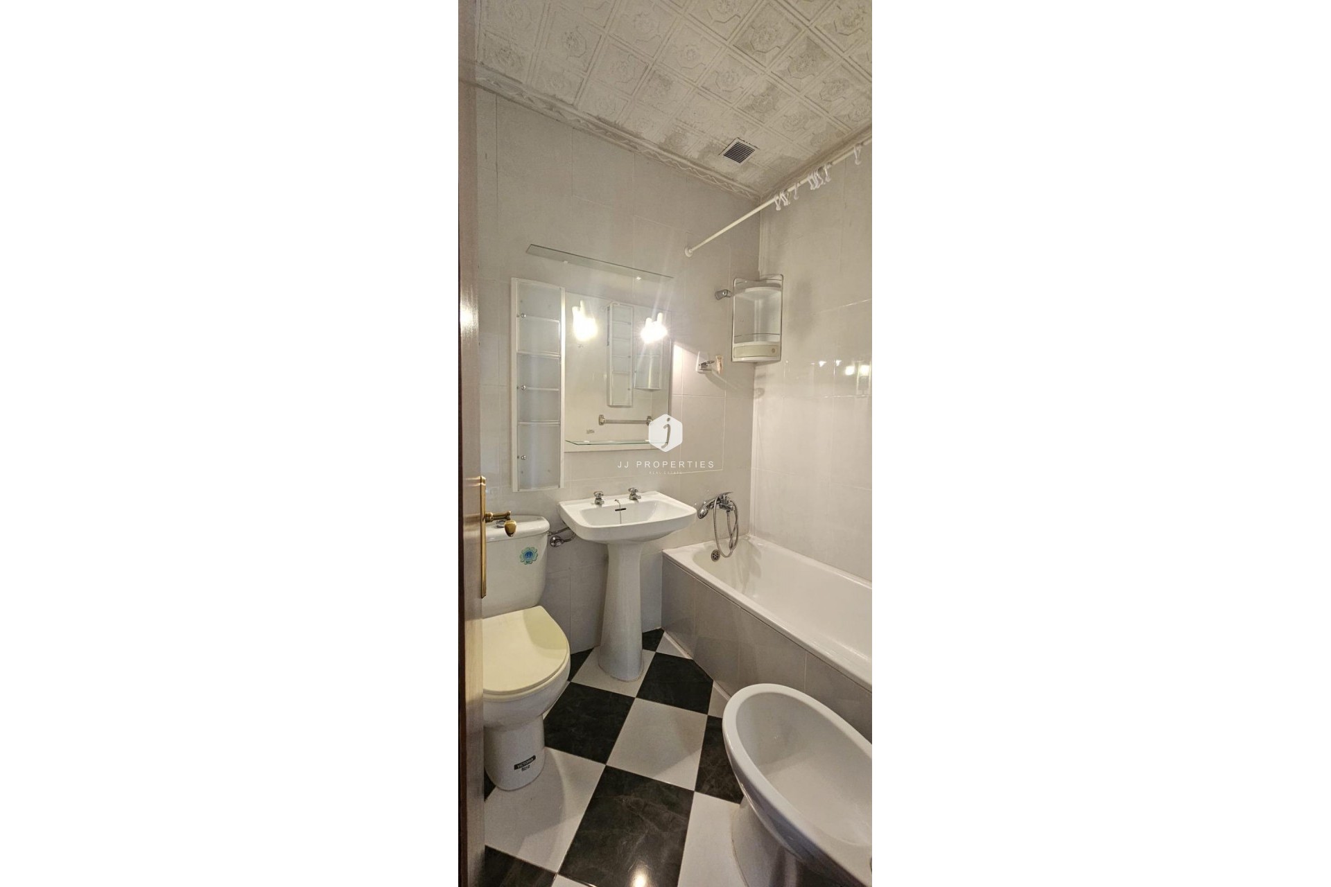 Aus zweiter Hand - Chalet -
Torrevieja - Torreta Florida