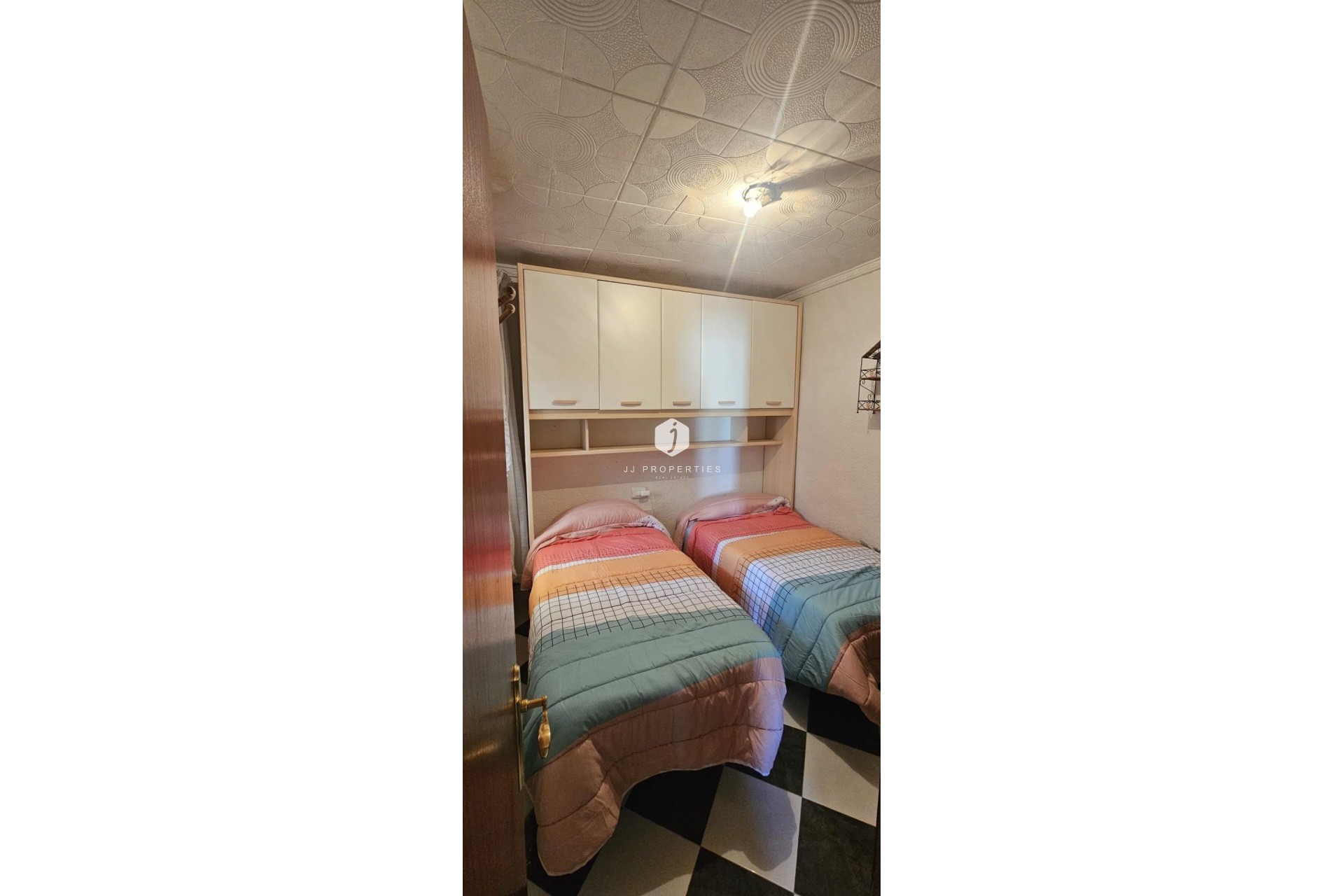 Aus zweiter Hand - Chalet -
Torrevieja - Torreta Florida