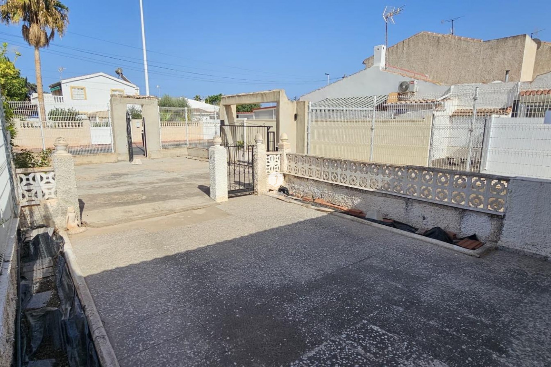 Aus zweiter Hand - Chalet -
Torrevieja - Torreta Florida