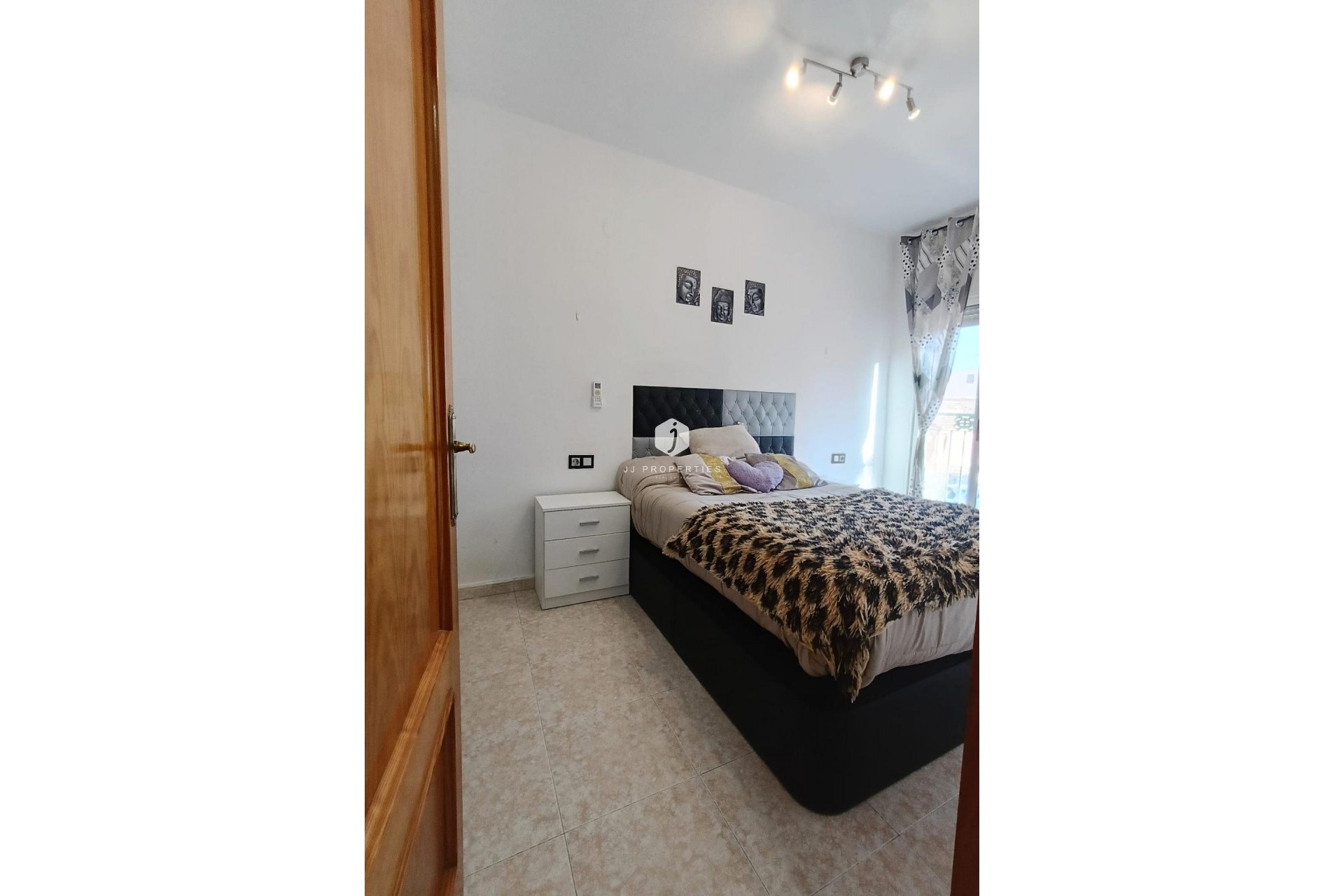 Aus zweiter Hand - Chalet -
Torrevieja - Torretas