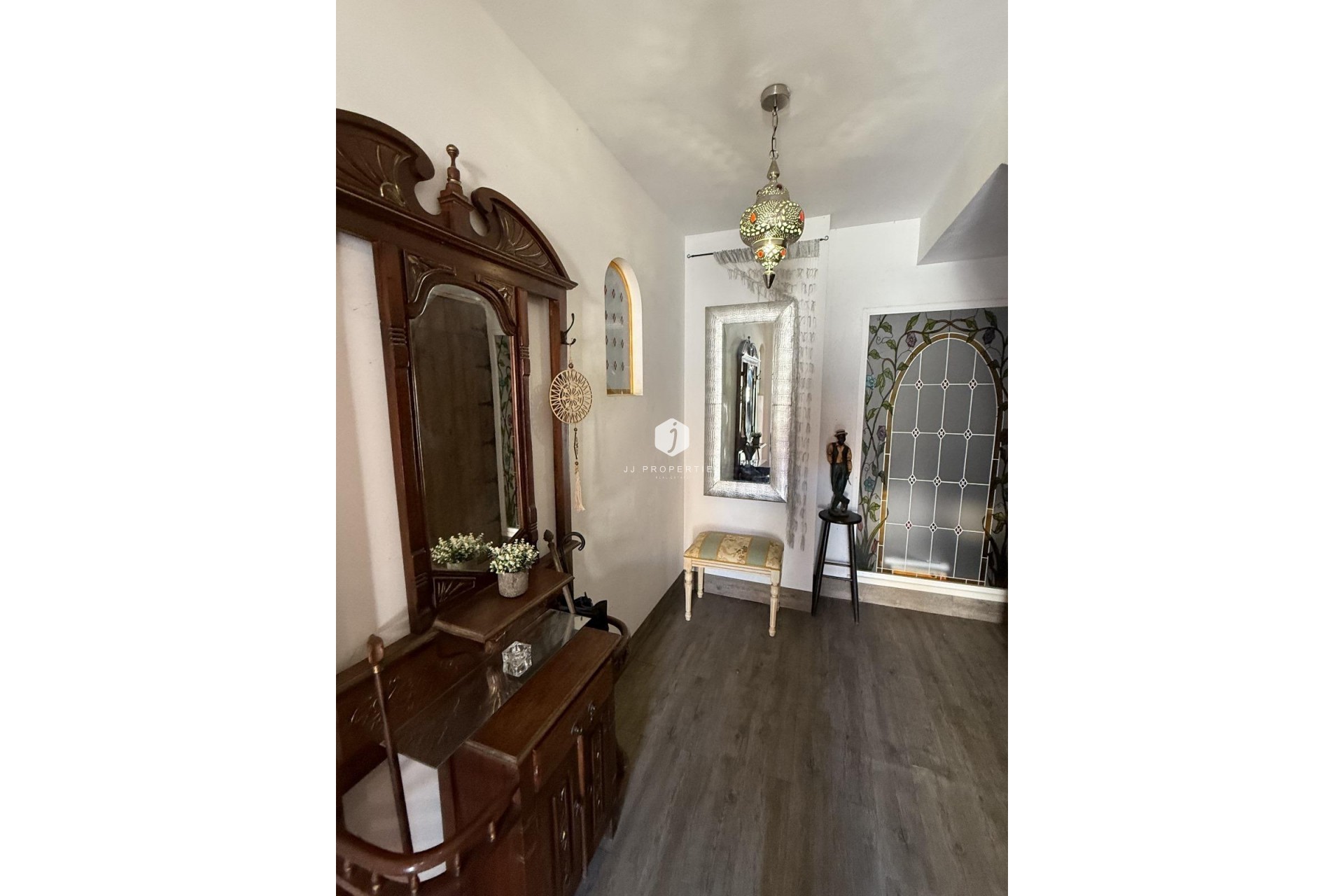 Aus zweiter Hand - Chalet -
Torrevieja