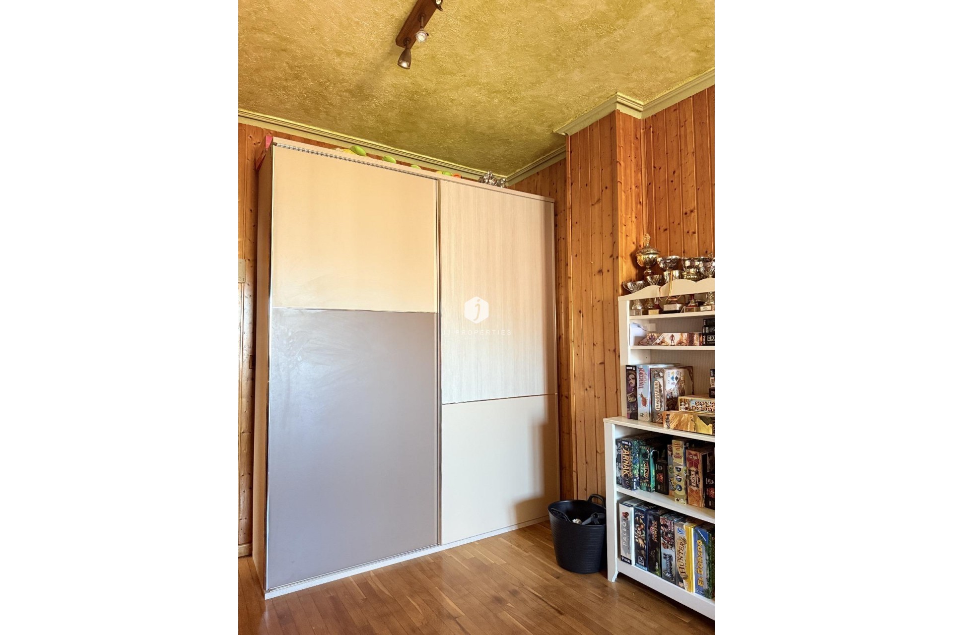 Aus zweiter Hand - Chalet -
Torrevieja