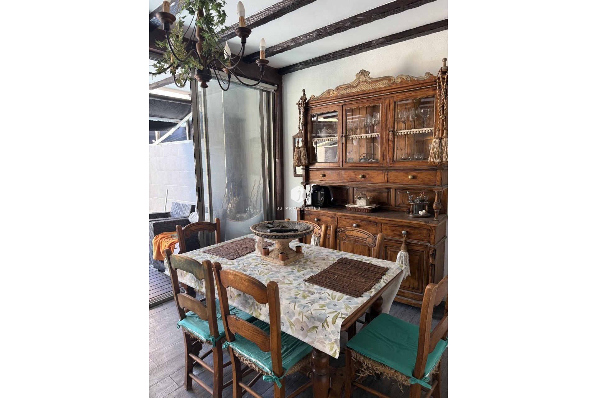 Aus zweiter Hand - Chalet -
Torrevieja