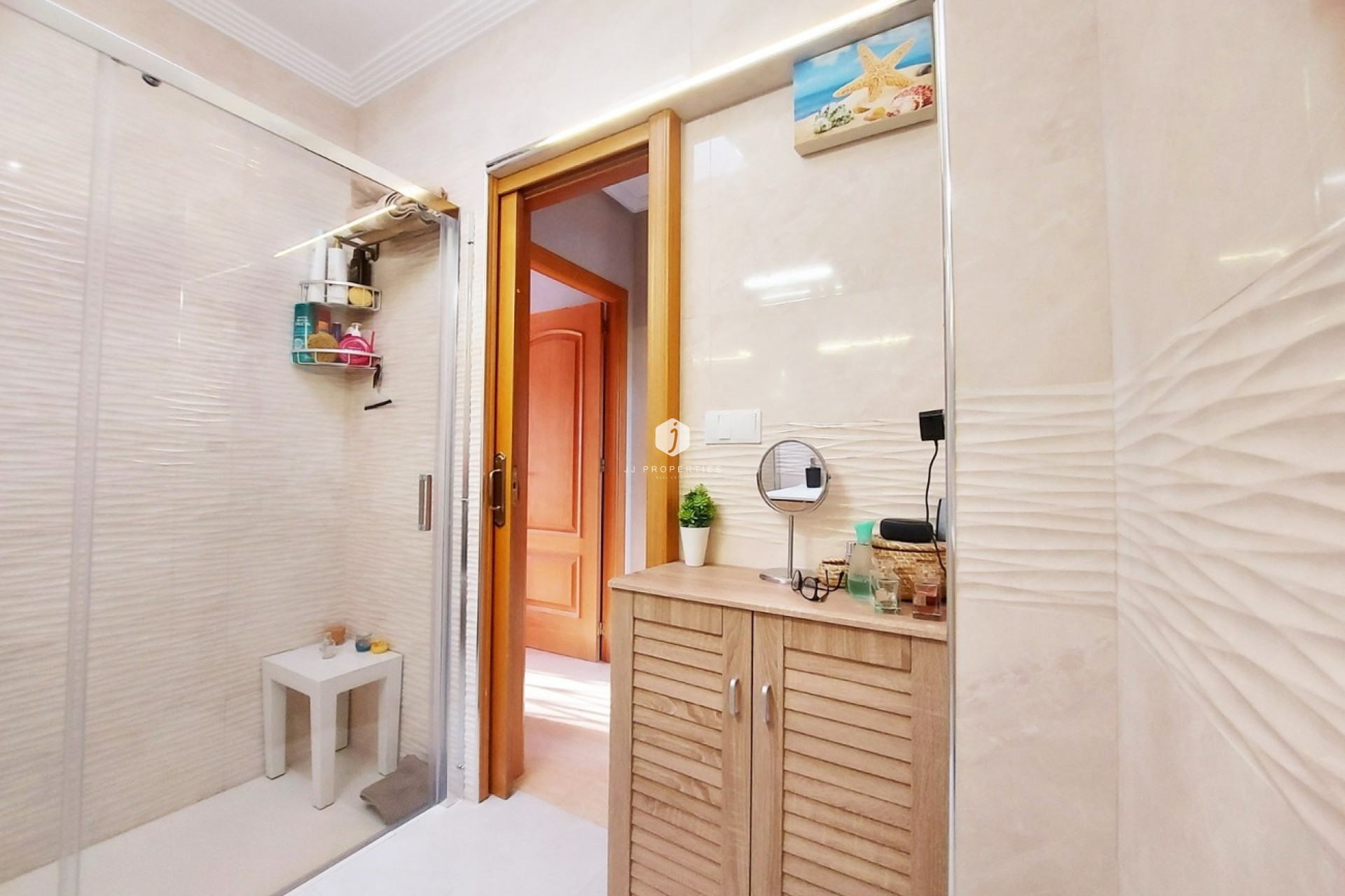 Aus zweiter Hand - Chalet -
Torrevieja