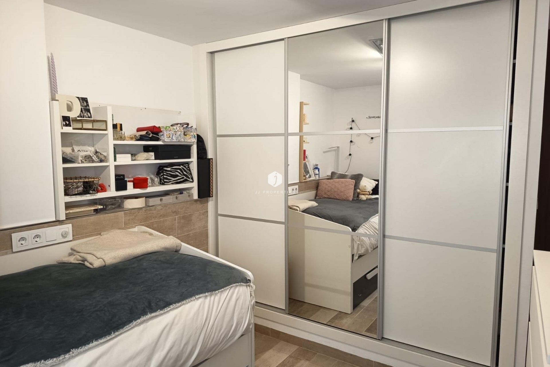 Aus zweiter Hand - Duplex -
Cabo Roig - Costa Blanca