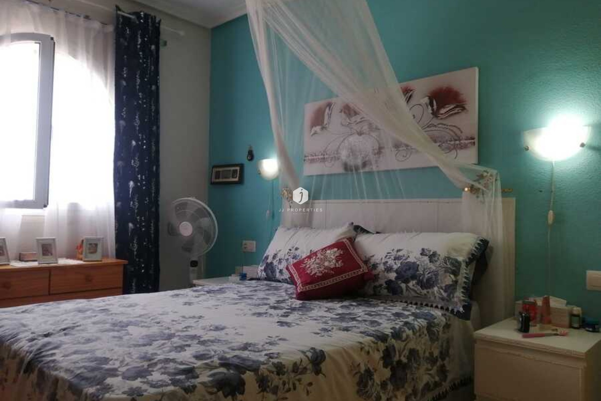 Aus zweiter Hand - Duplex -
Daya Vieja - Costa Blanca