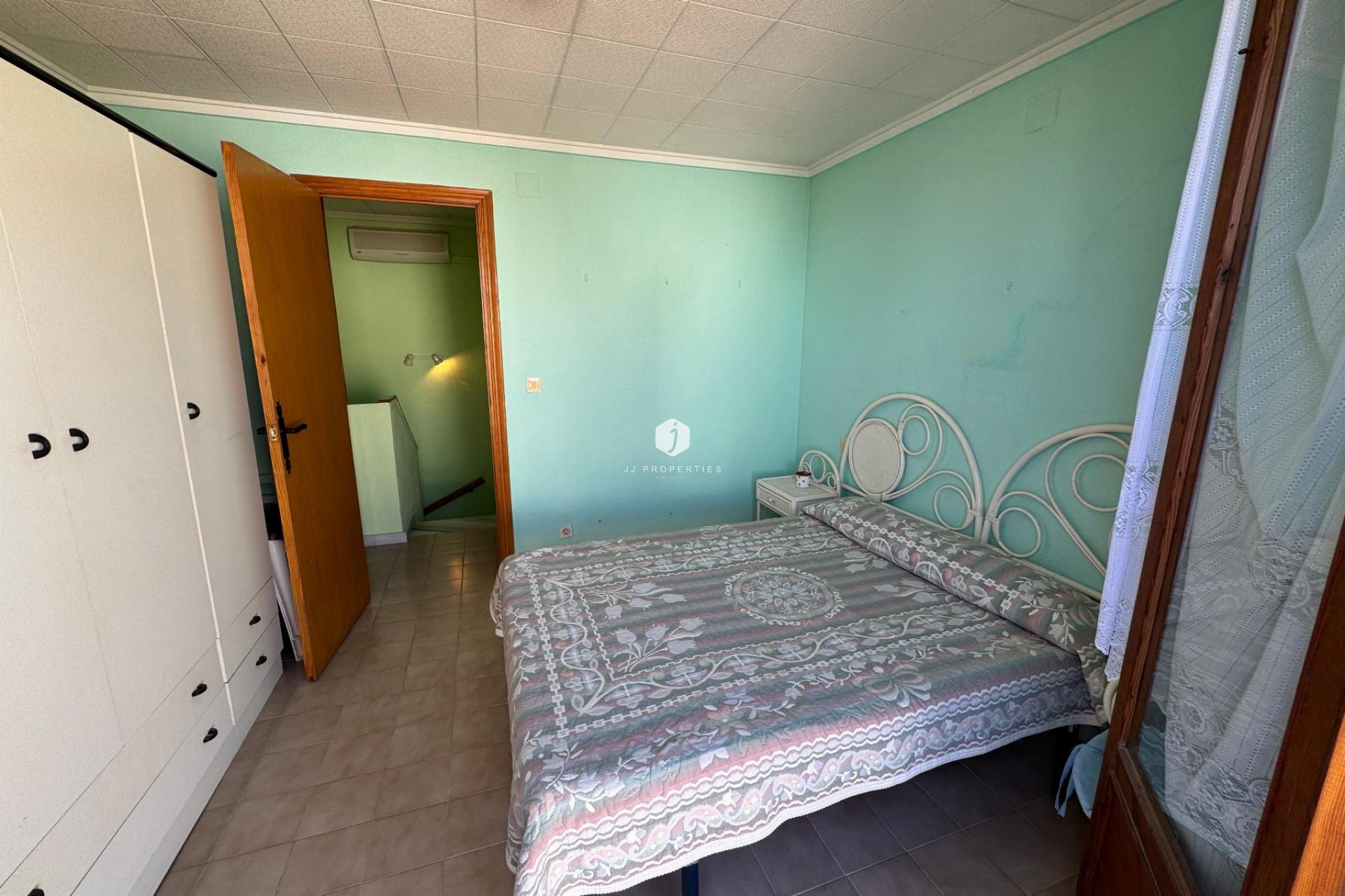 Aus zweiter Hand - Duplex -
La Mata - Costa Blanca