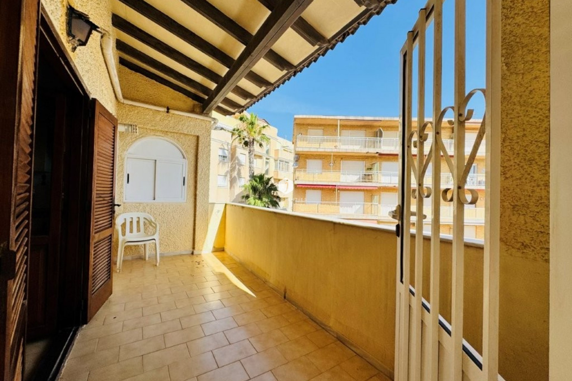 Aus zweiter Hand - Duplex -
La Mata - Costa Blanca