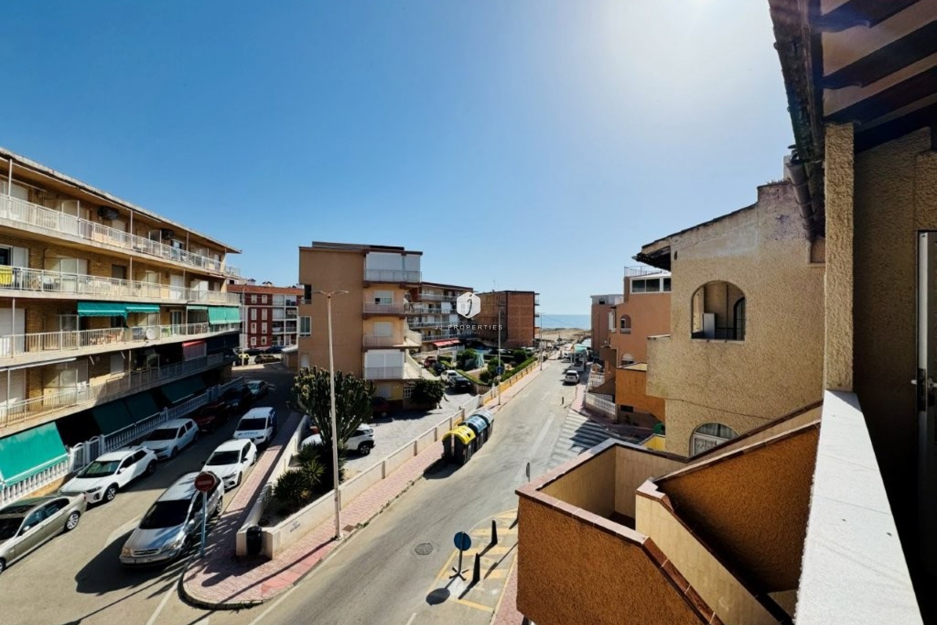 Aus zweiter Hand - Duplex -
La Mata - Costa Blanca