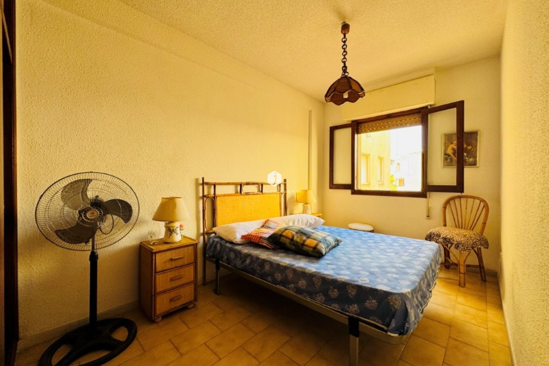 Aus zweiter Hand - Duplex -
La Mata - Costa Blanca