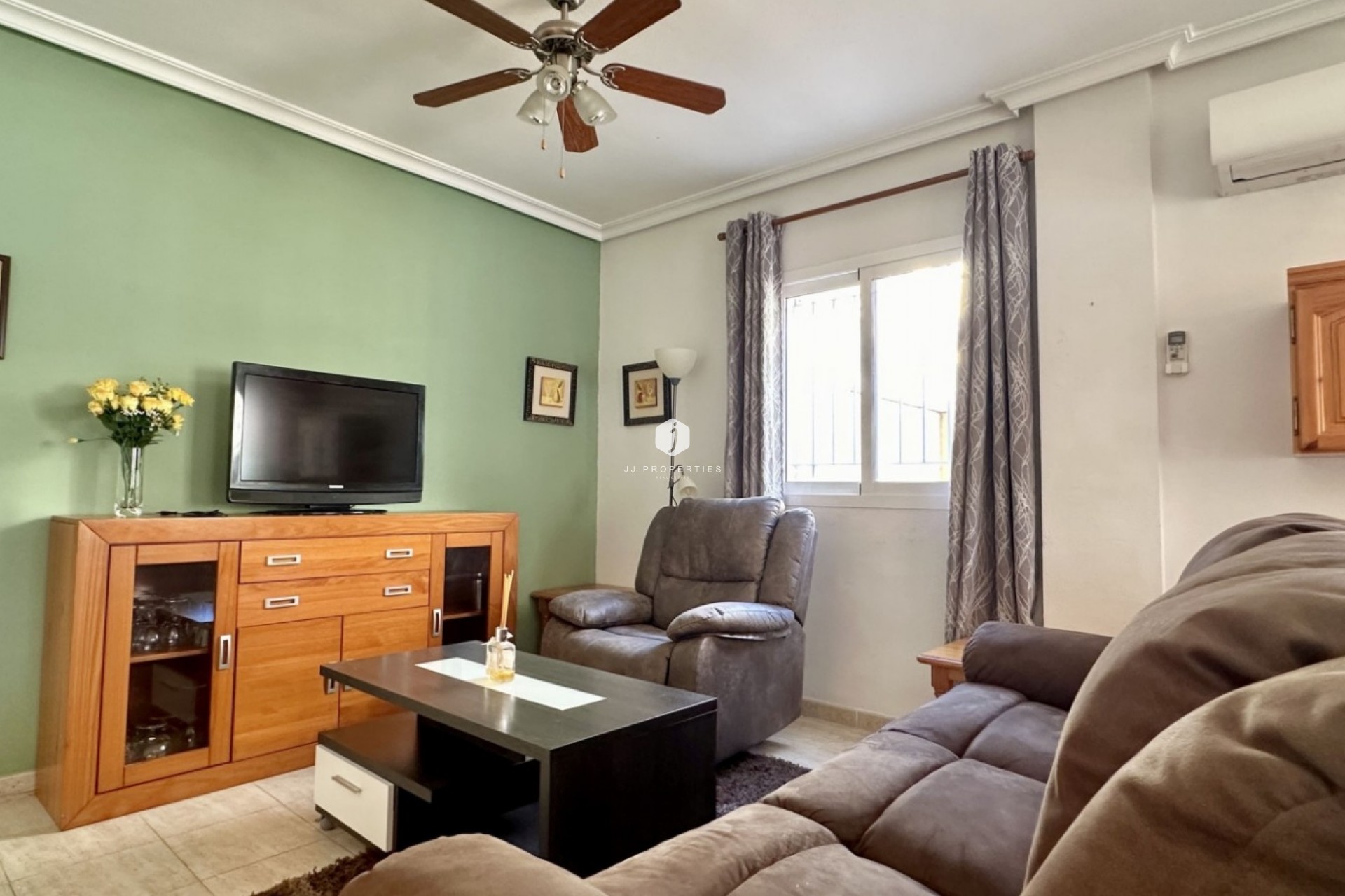 Aus zweiter Hand - Duplex -
Orihuela Costa - Costa Blanca