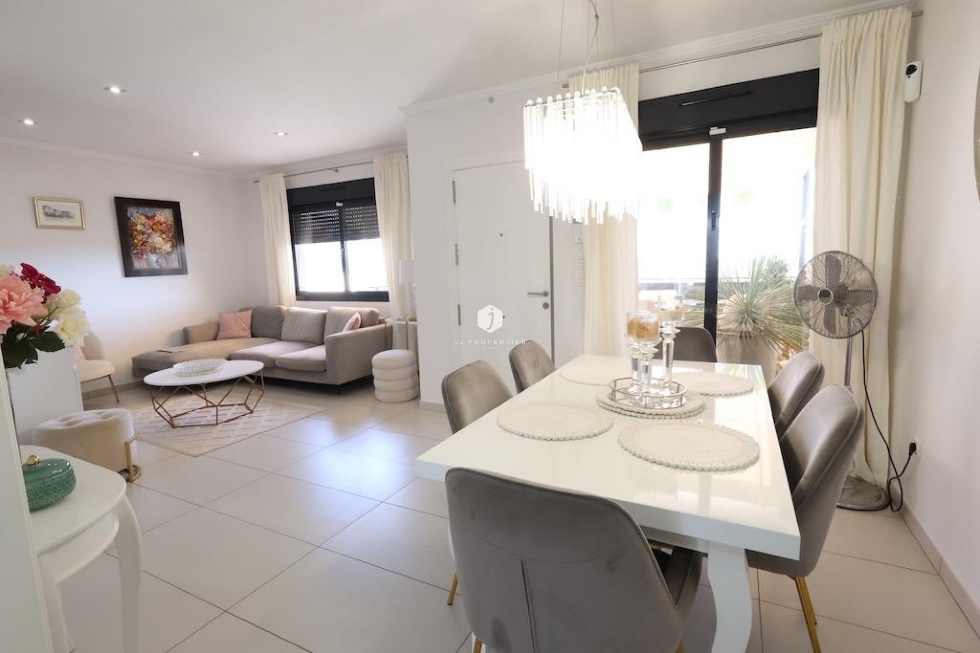 Aus zweiter Hand - Duplex -
Orihuela Costa - Costa Blanca