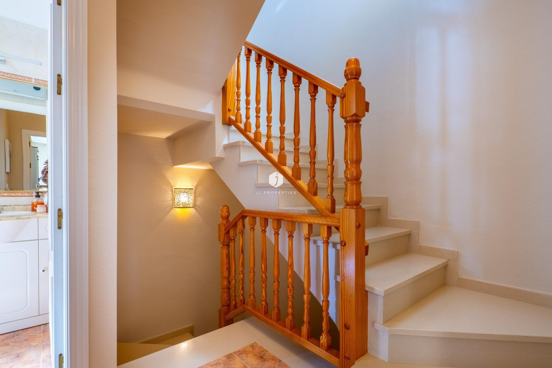 Aus zweiter Hand - Duplex -
Orihuela Costa - La Regia