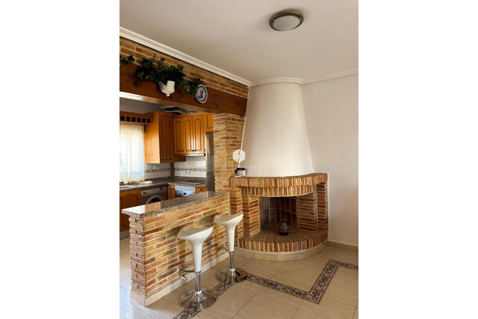 Aus zweiter Hand - Duplex -
Orihuela Costa - Los Almendros-la Florida