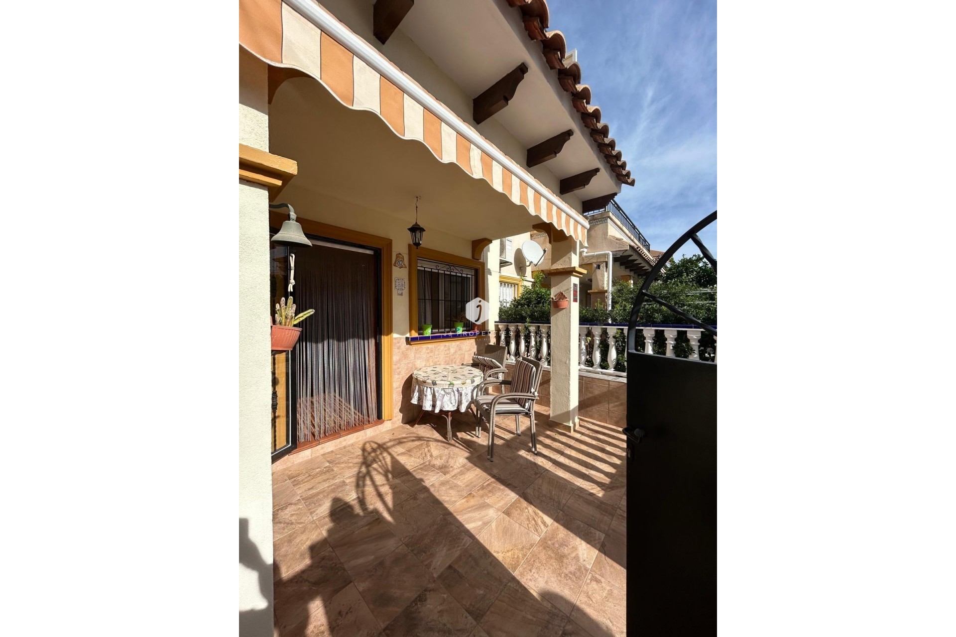 Aus zweiter Hand - Duplex -
Orihuela Costa - Punta Prima