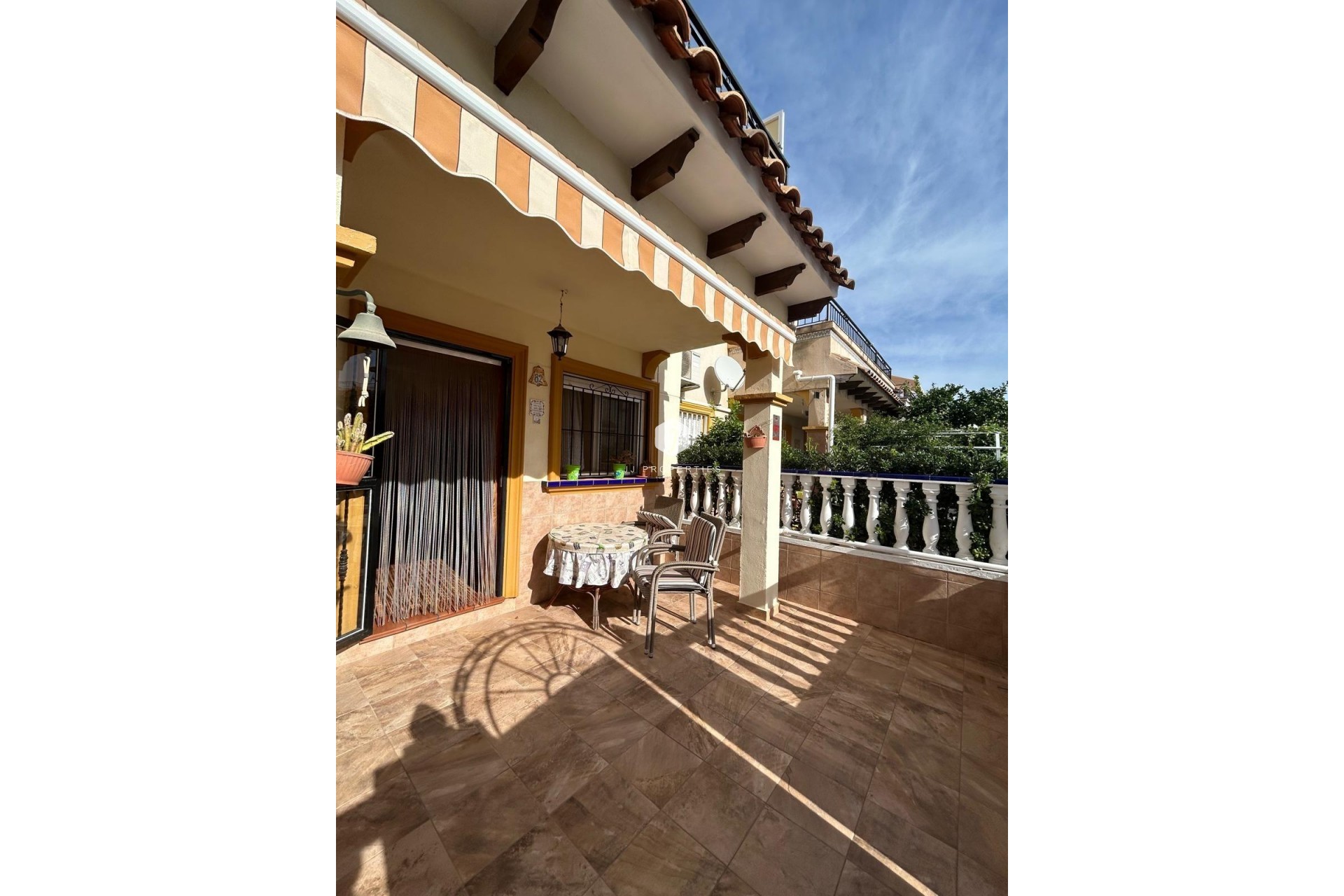 Aus zweiter Hand - Duplex -
Orihuela Costa - Punta Prima