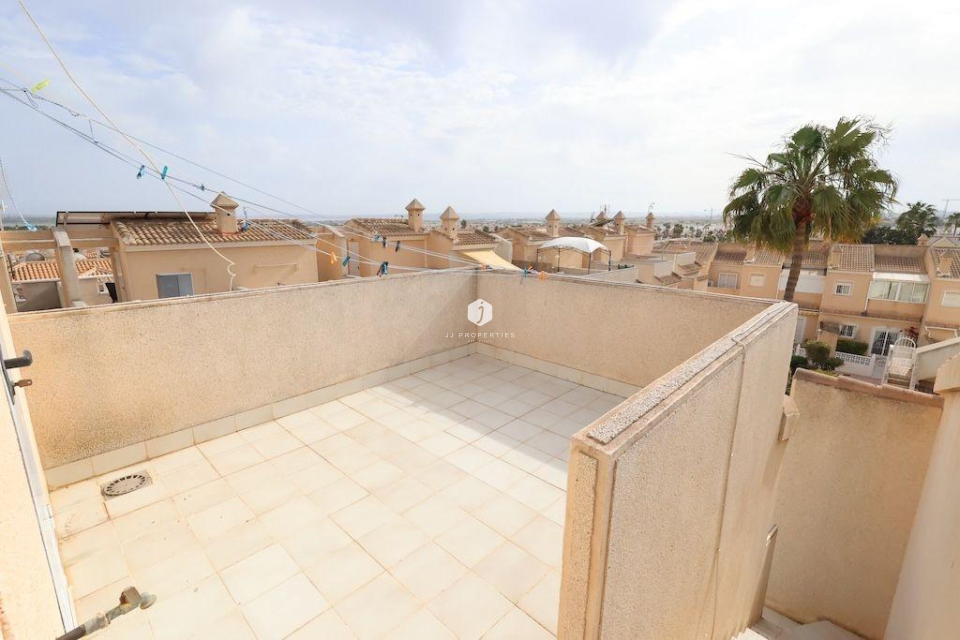 Aus zweiter Hand - Duplex -
Rojales - Inland