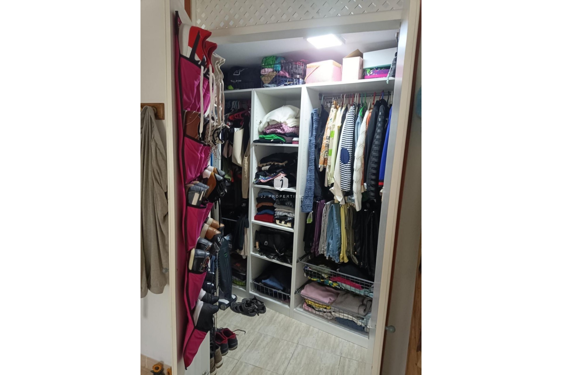 Aus zweiter Hand - Duplex -
Torrevieja - Acequion