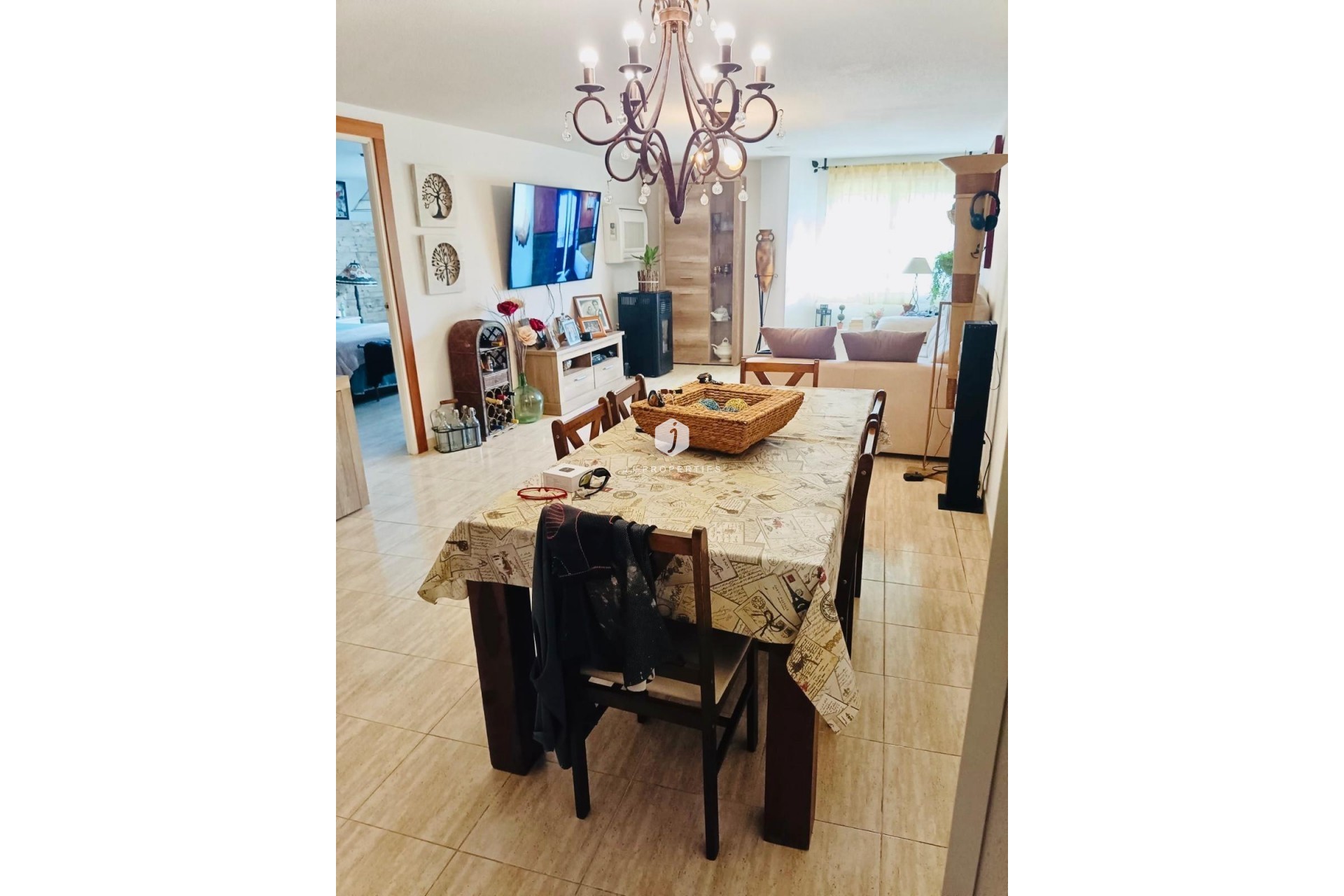 Aus zweiter Hand - Duplex -
Torrevieja - Acequion