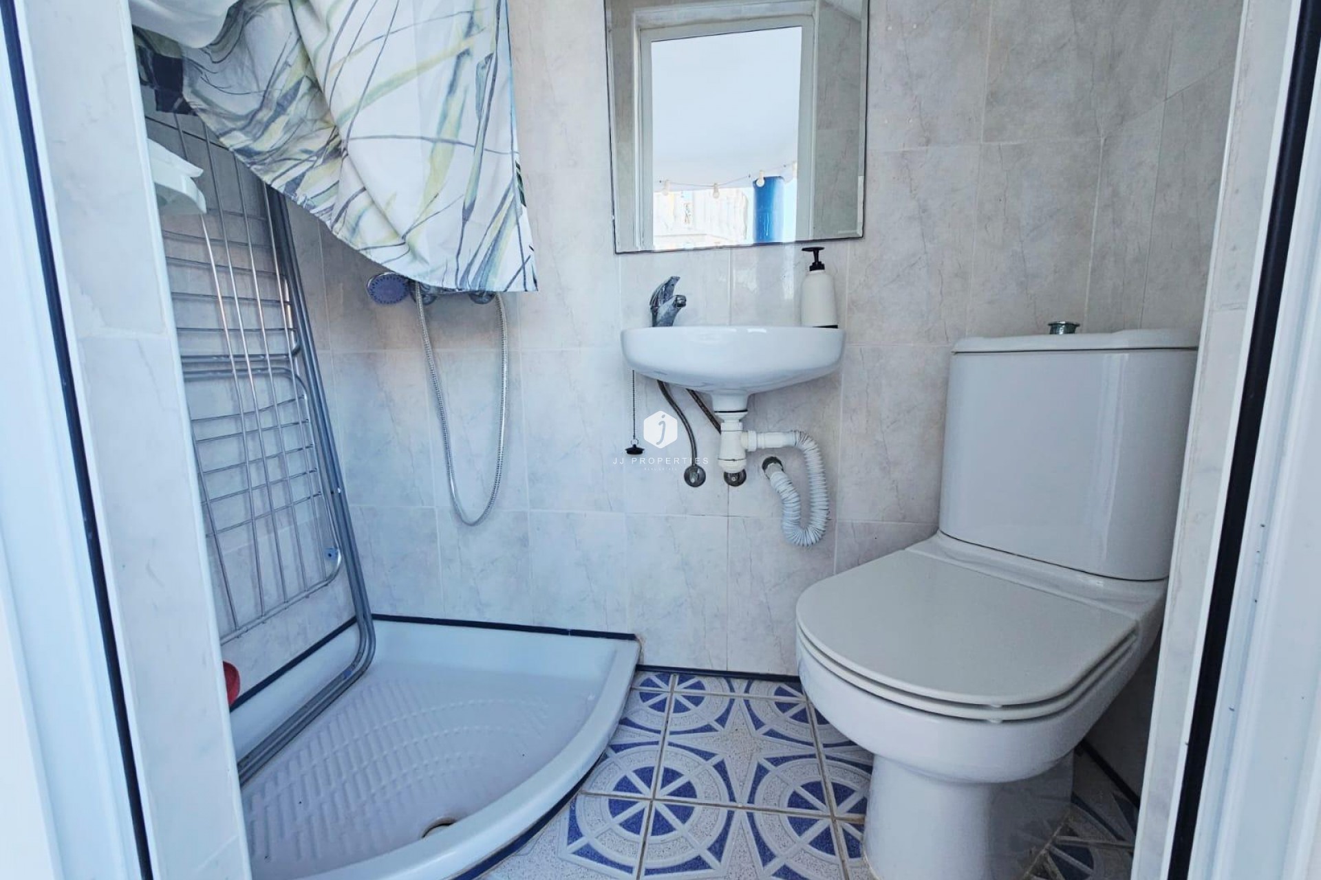 Aus zweiter Hand - Duplex -
Torrevieja - Cabo cervera