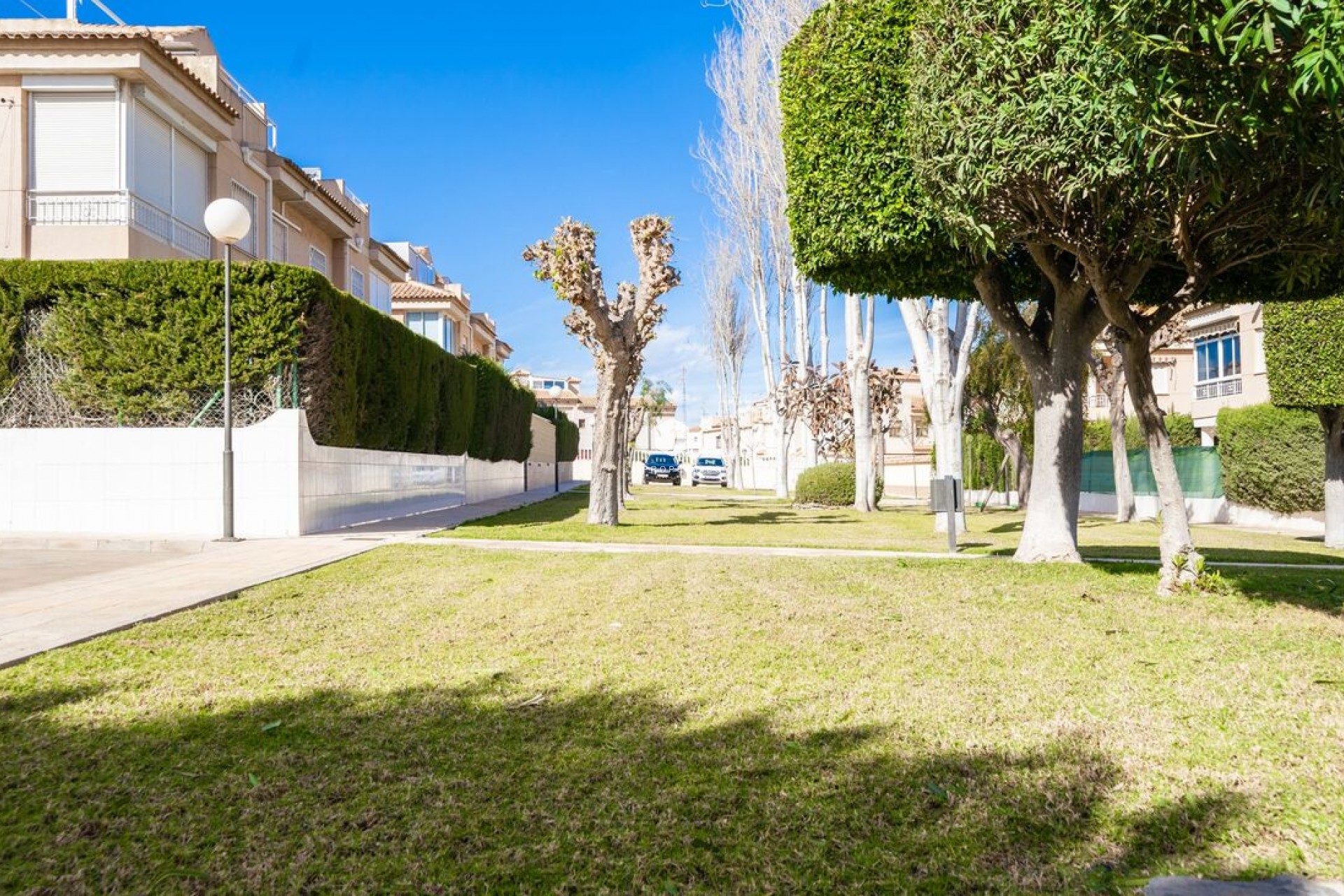 Aus zweiter Hand - Duplex -
Torrevieja - Costa Blanca