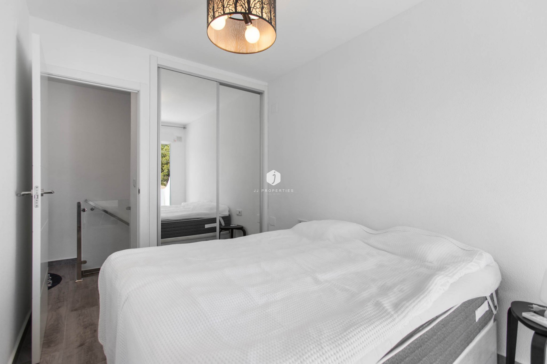 Aus zweiter Hand - Duplex -
Torrevieja - Costa Blanca